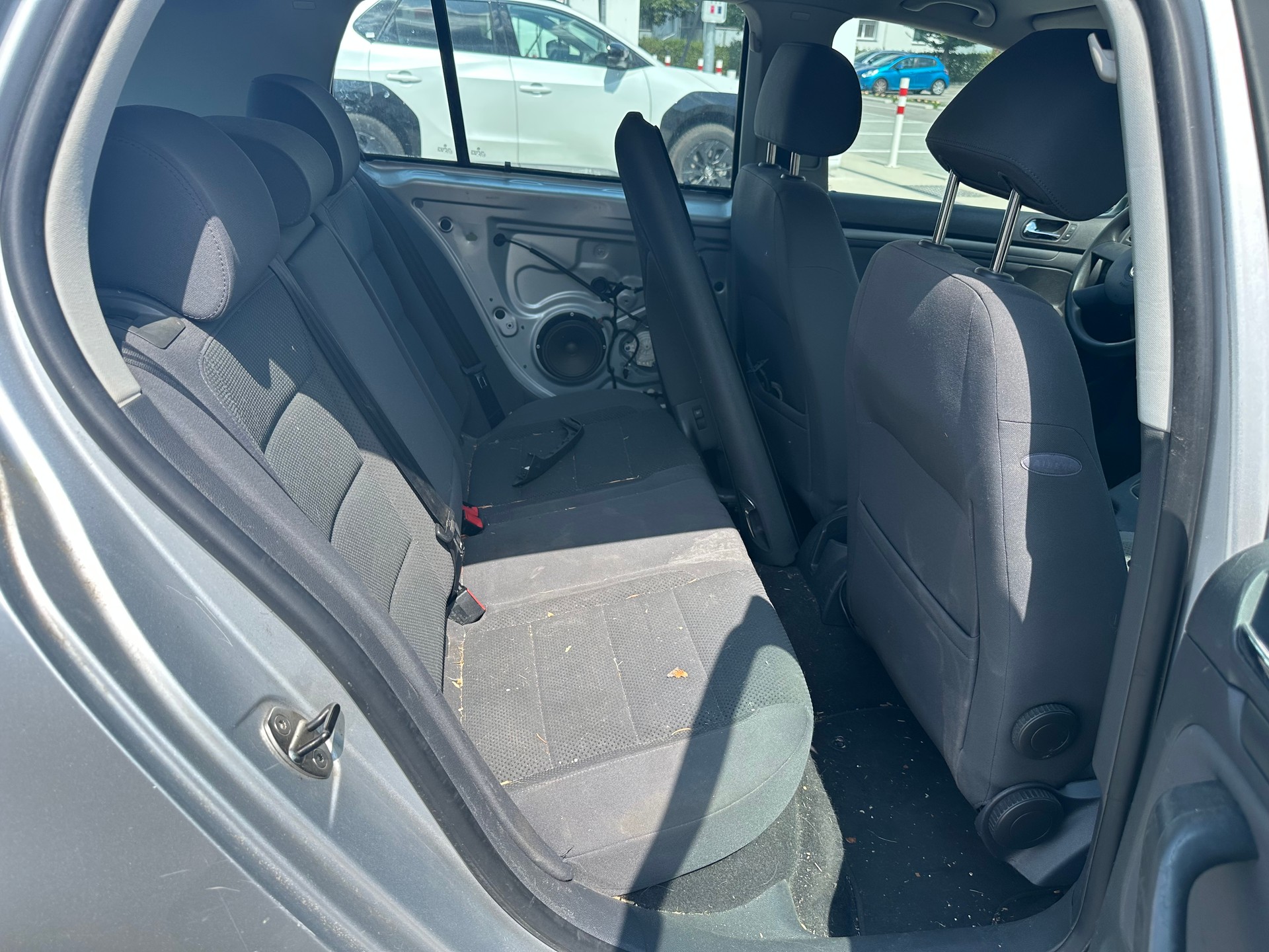 VW GOLF-image-6