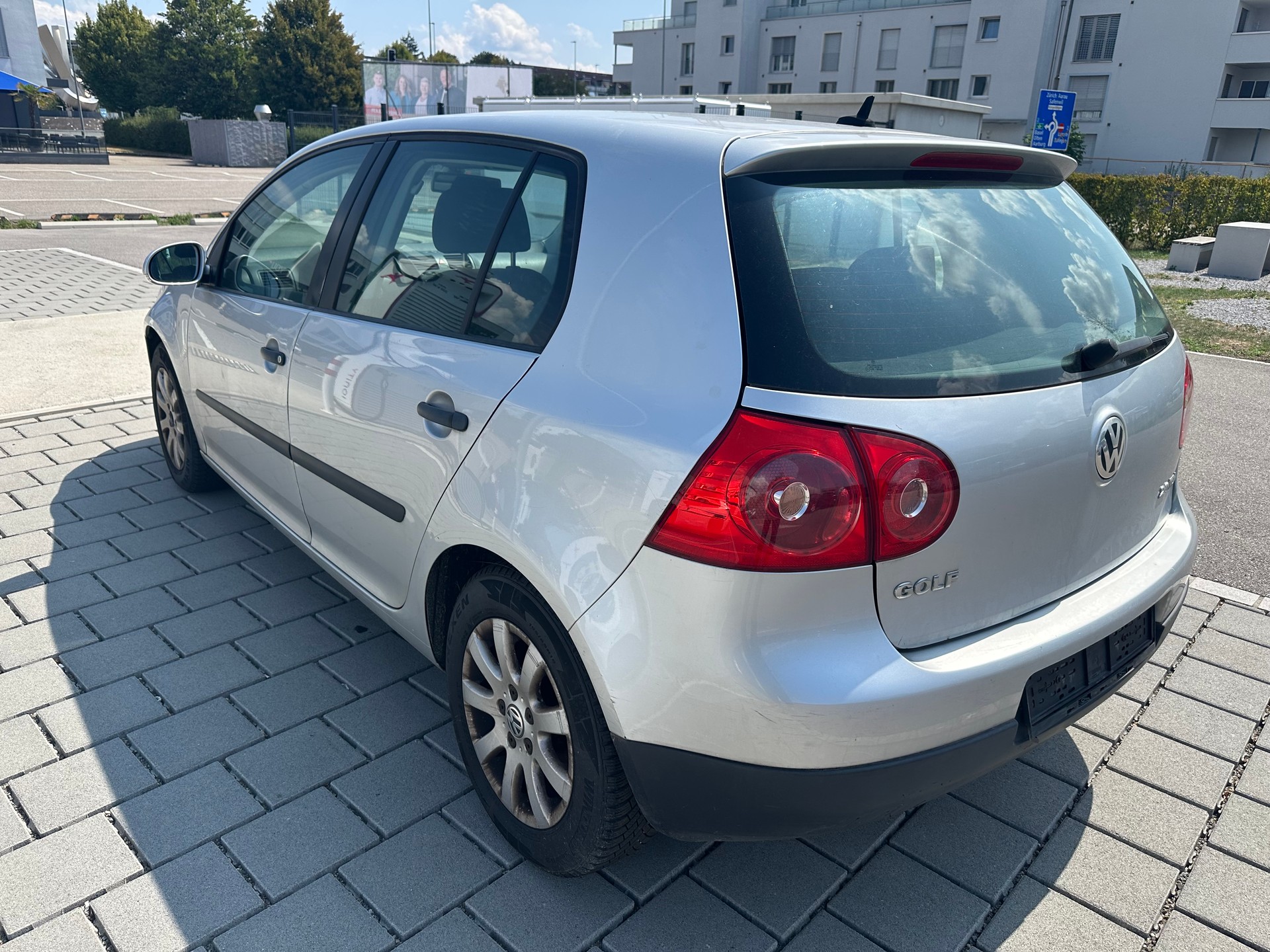 VW GOLF-image-2