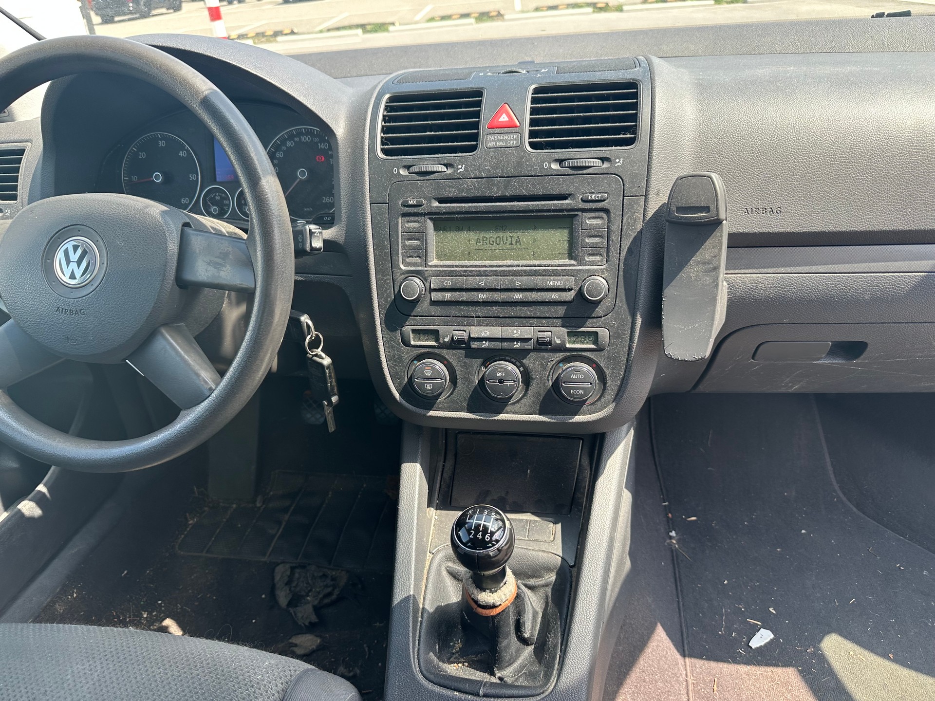 VW GOLF-image-5