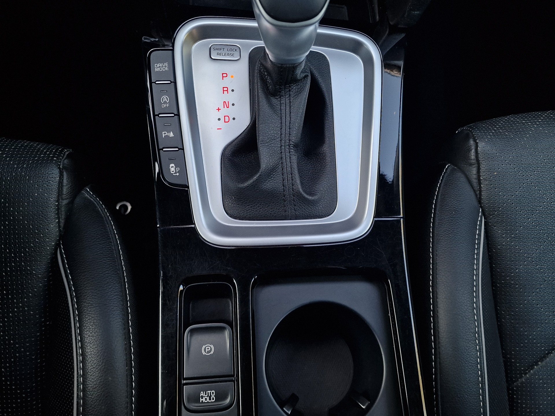 KIA Ceed Sportswagon 1.5 T-GDi MHEV Style DCT-image-11
