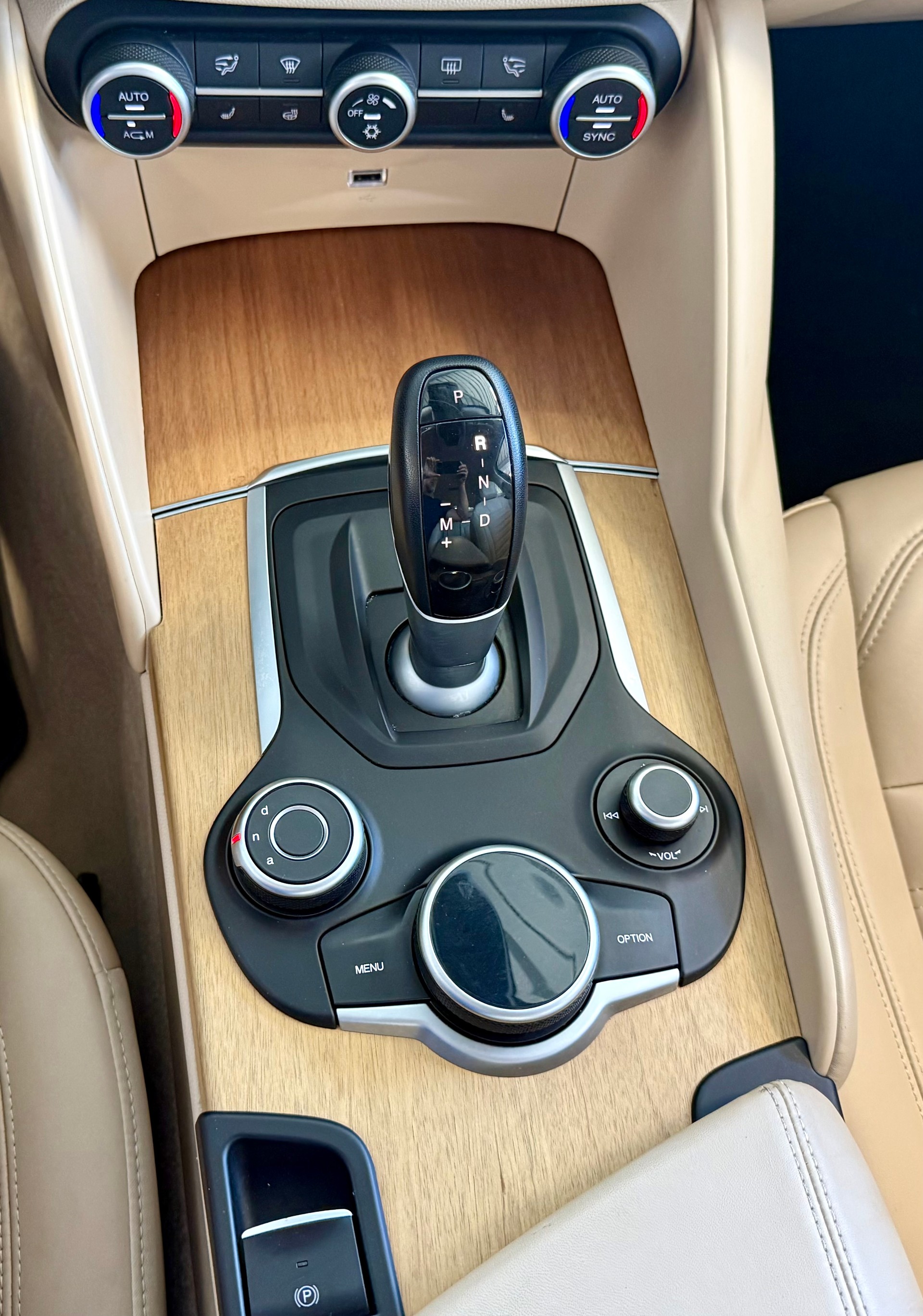 ALFA ROMEO Giulia 2.0 Veloce Q4 Automatic-image-21