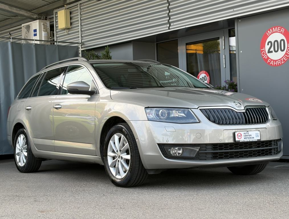SKODA Octavia Combi 1.8 TSI Elegance DSG-image-1