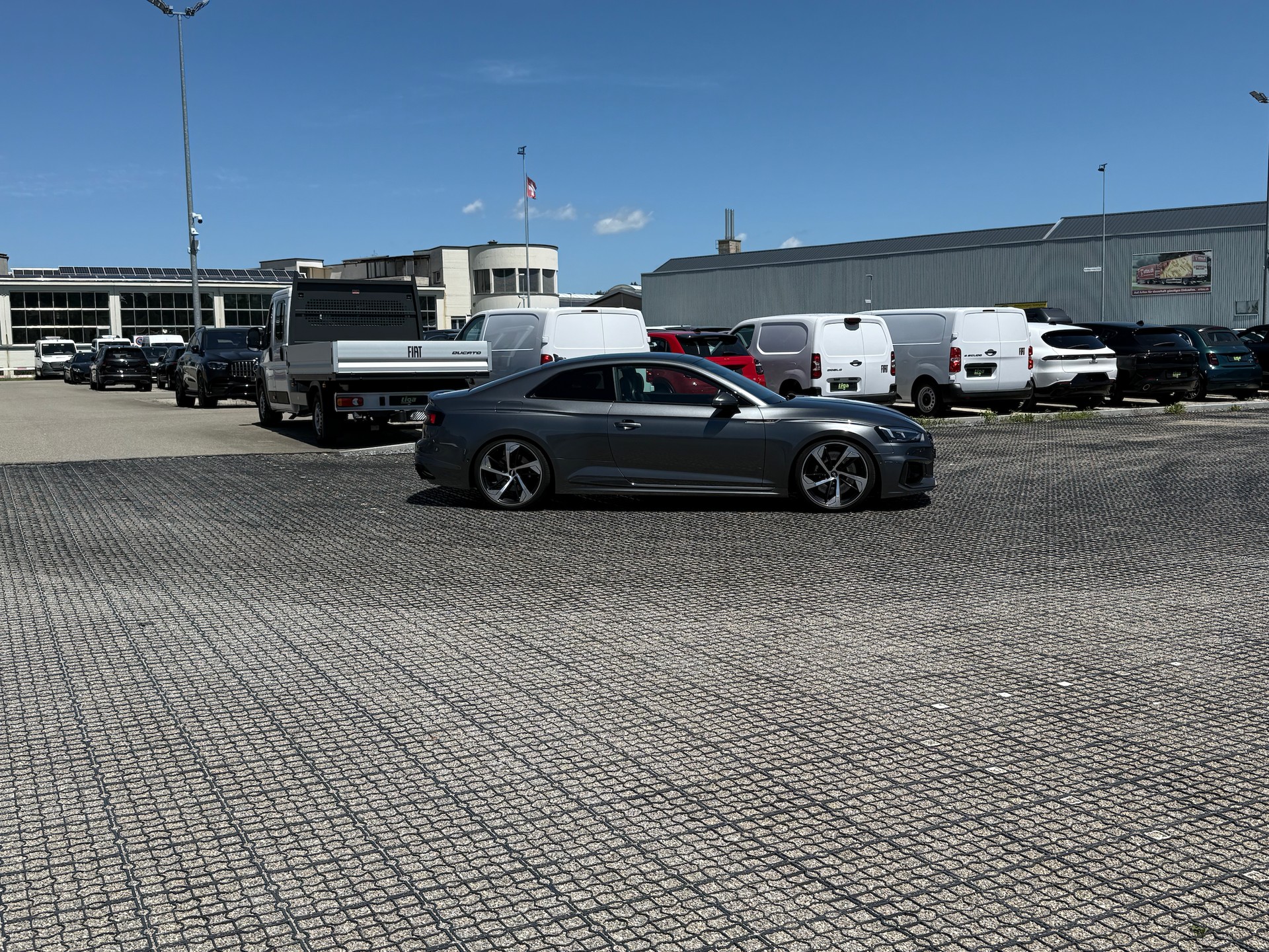 AUDI 2.9 V6 TFSI quattro T-Tronic / 510 PS /Gewindefahrwerk KW V3 / • Matrix-LED-Scheinwerfer / • Bang & Olufsen-image-16