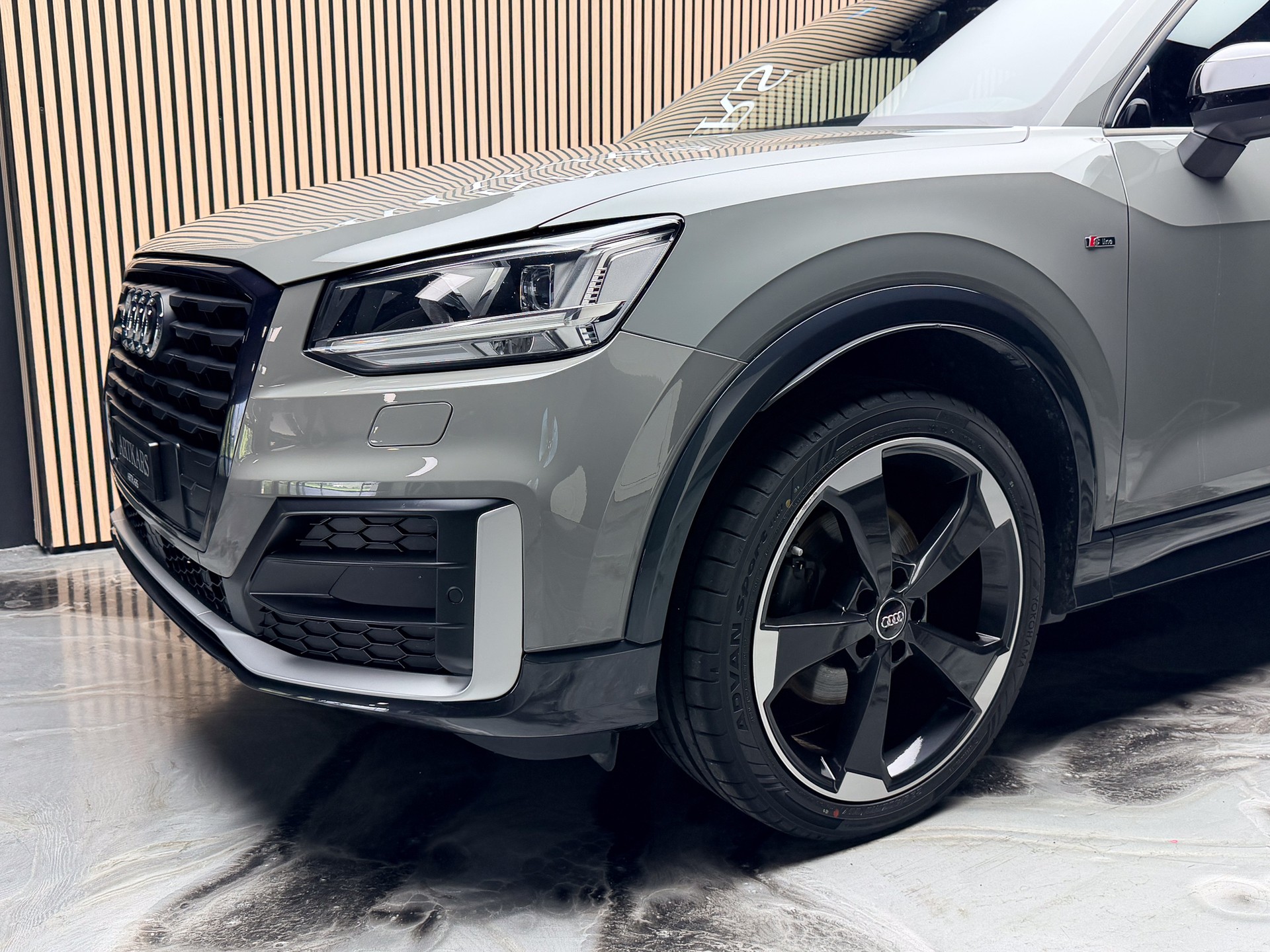 AUDI Q2 1.4 TFSI Edition # 1 S-tronic-image-3