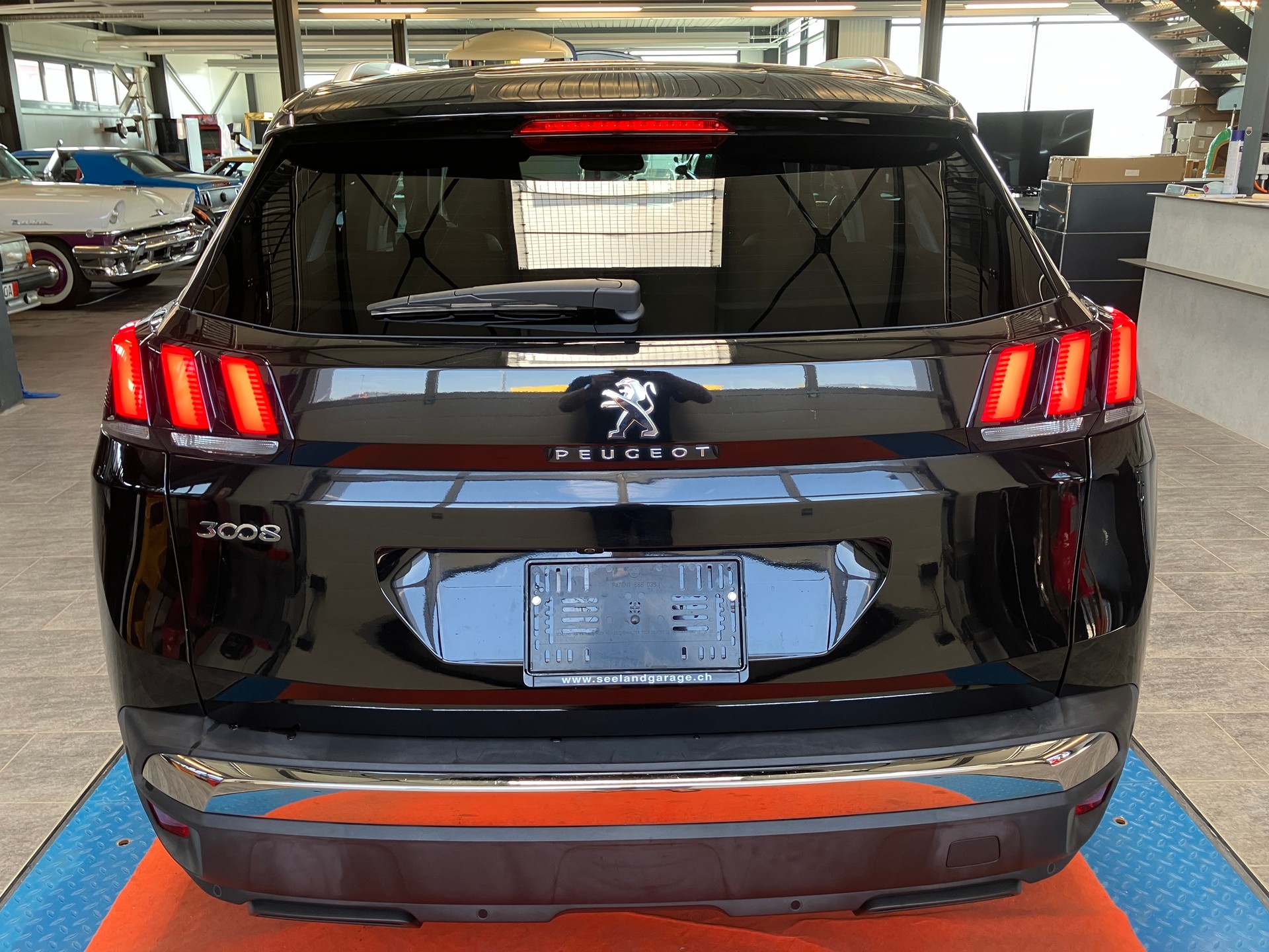 PEUGEOT 3008 1.6 THP Allure EAT Automat-image-3