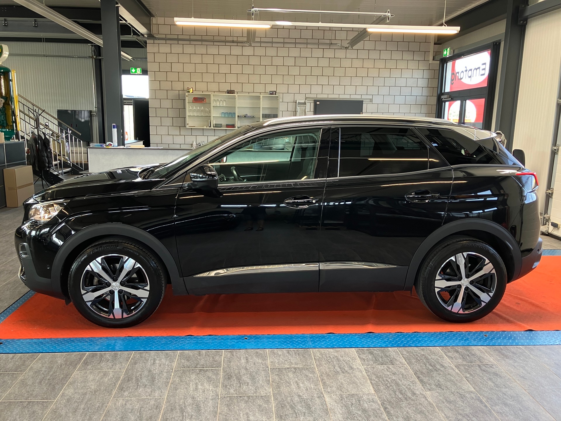 PEUGEOT 3008 1.6 THP Allure EAT Automat-image-6