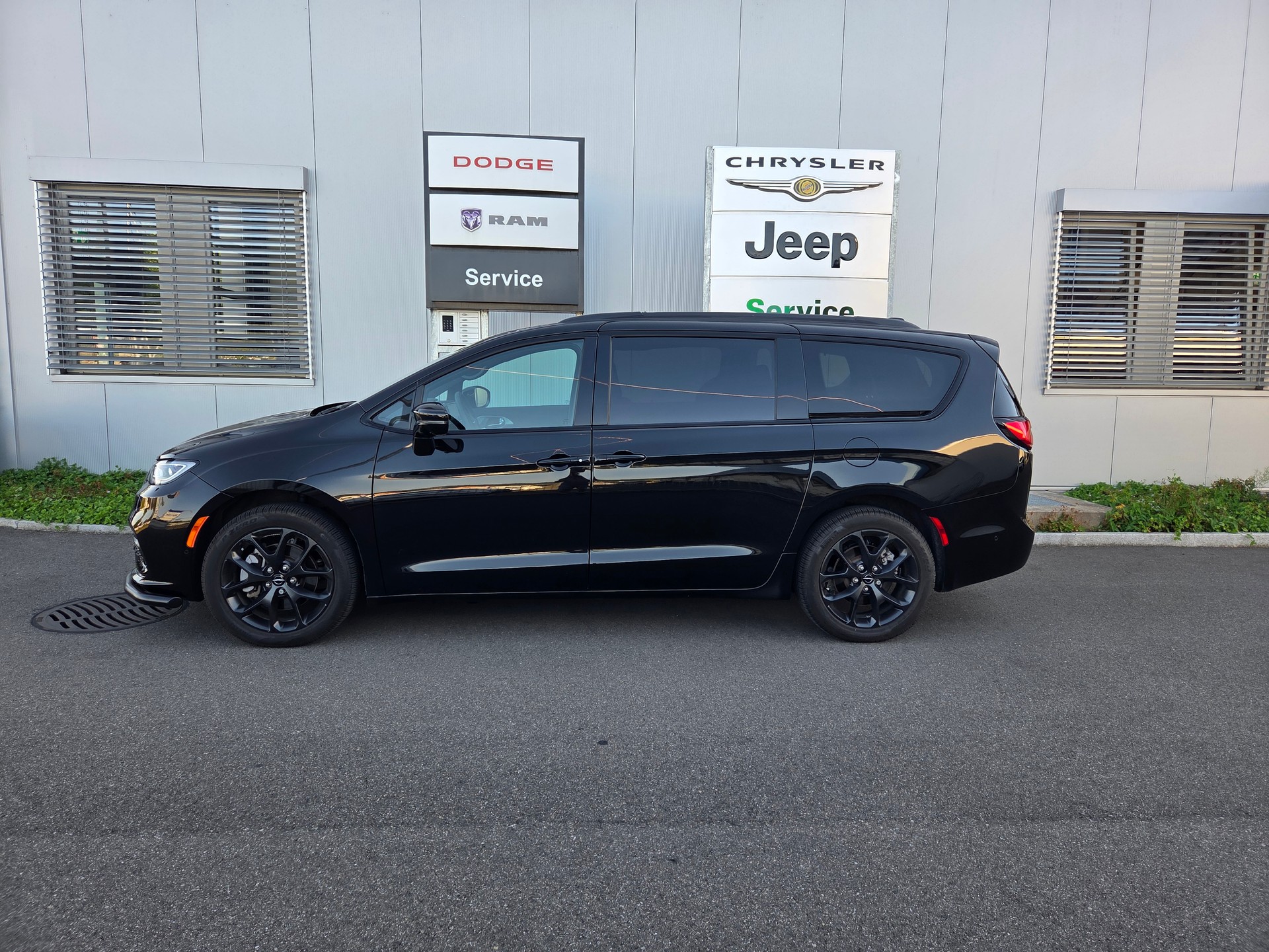 CHRYSLER Pacifica 3.6 V6 4x4 Limited 290PS / 7-Plätzer