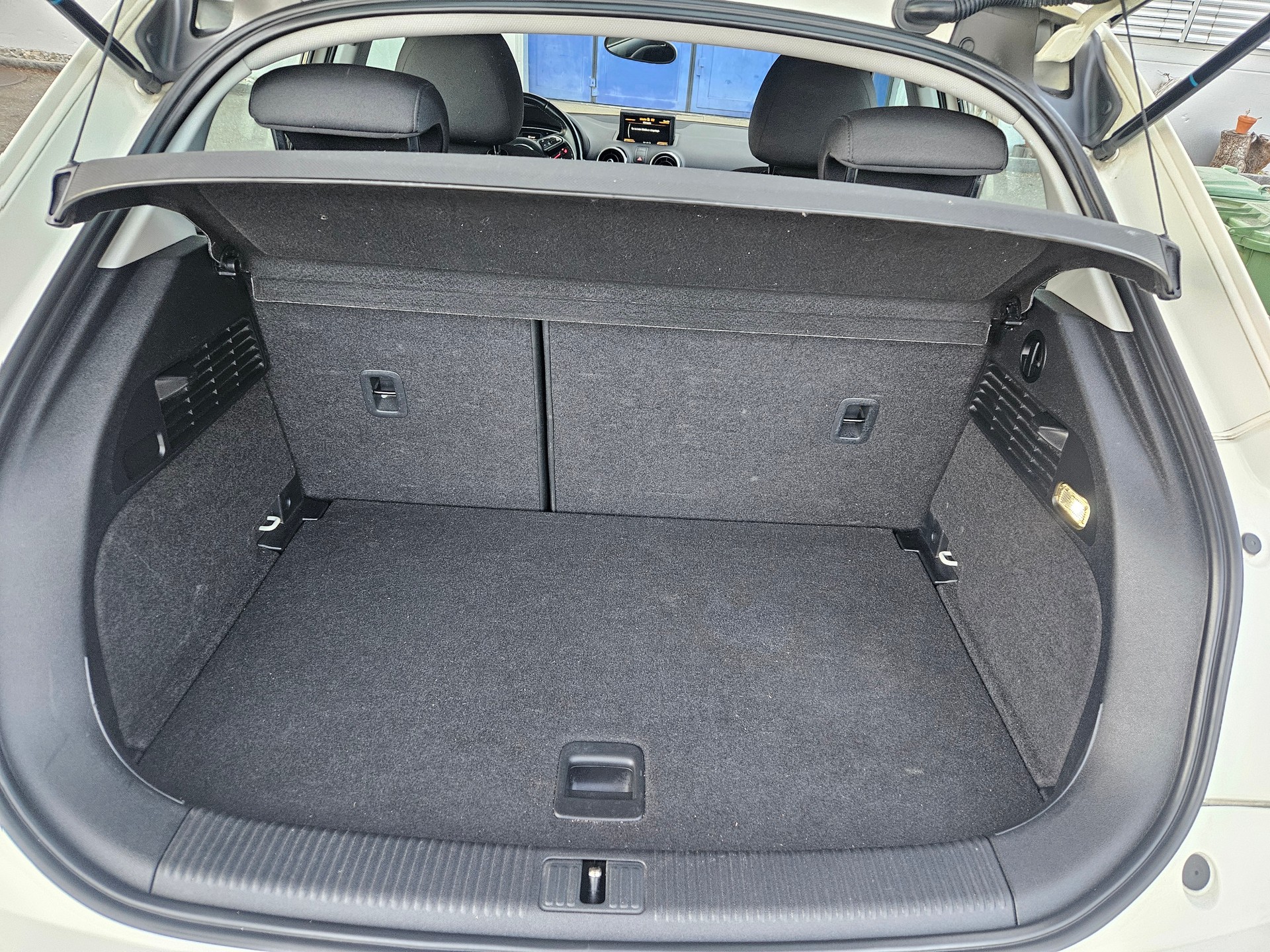 AUDI A1 Sportback 1.6 TDI Start-image-13