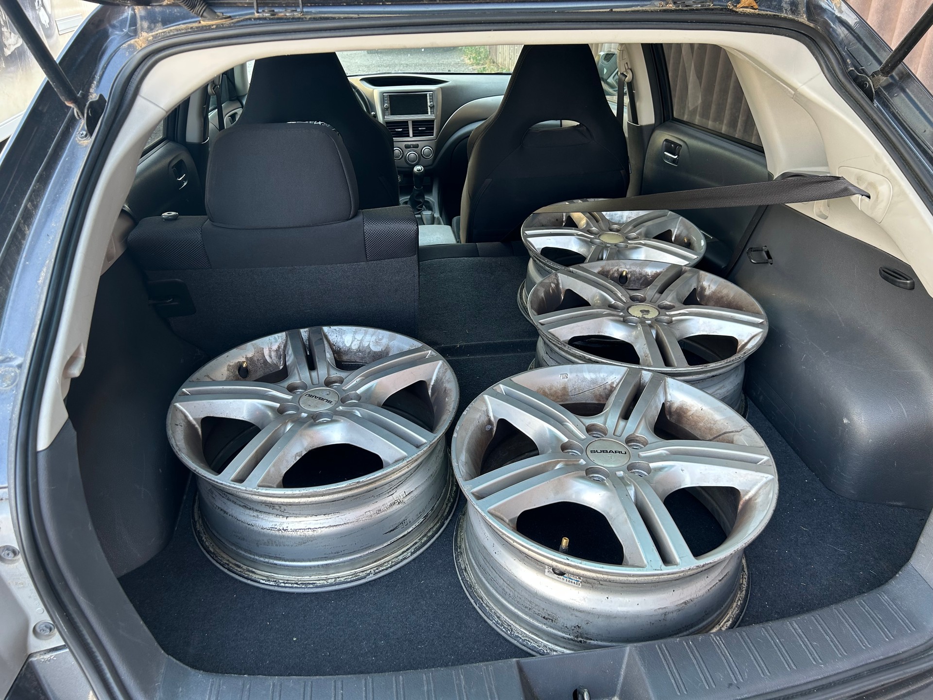 SUBARU Limousine Comfort 2.0 R-image-14