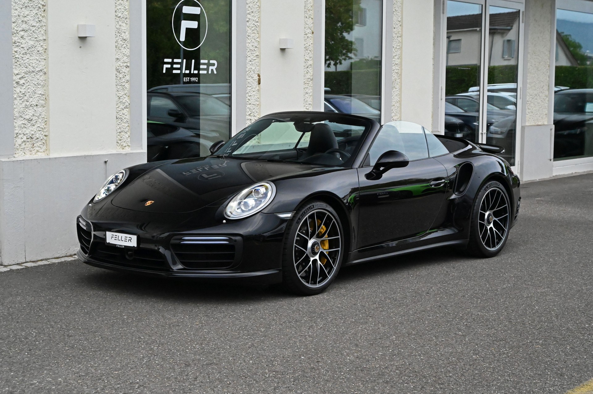 PORSCHE 911 Turbo S Cabrio PDK **Approved bis 08/27**-image-0