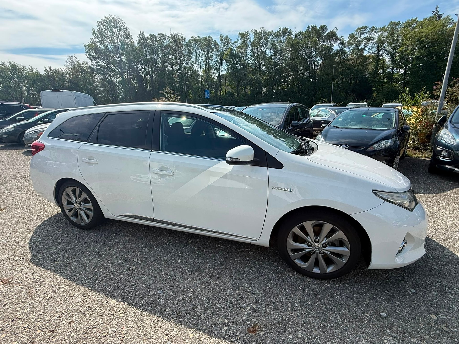 TOYOTA Auris Touring Sports 1.8 16V HSD Linea Luna-image-3