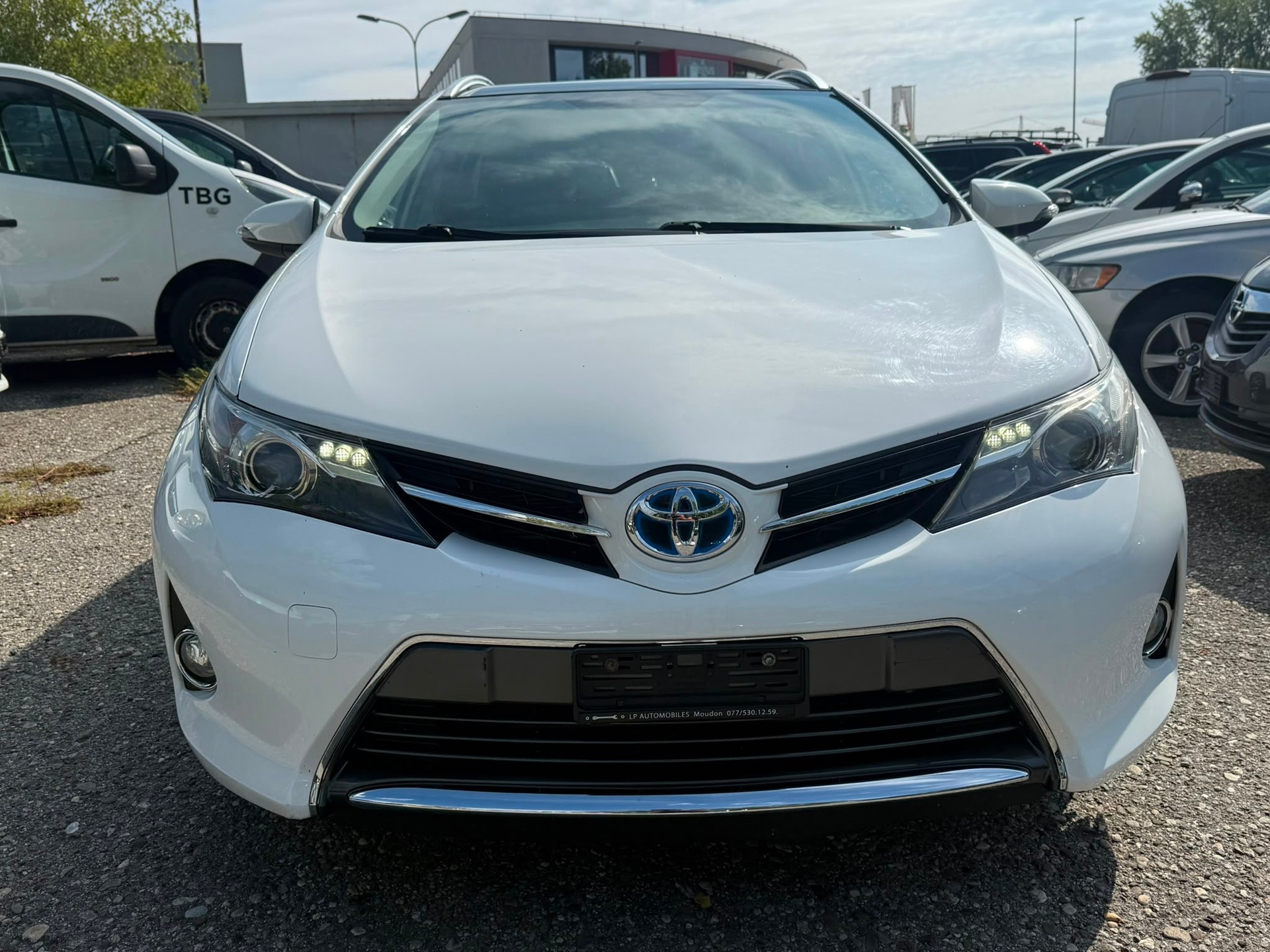TOYOTA Auris Touring Sports 1.8 16V HSD Linea Luna