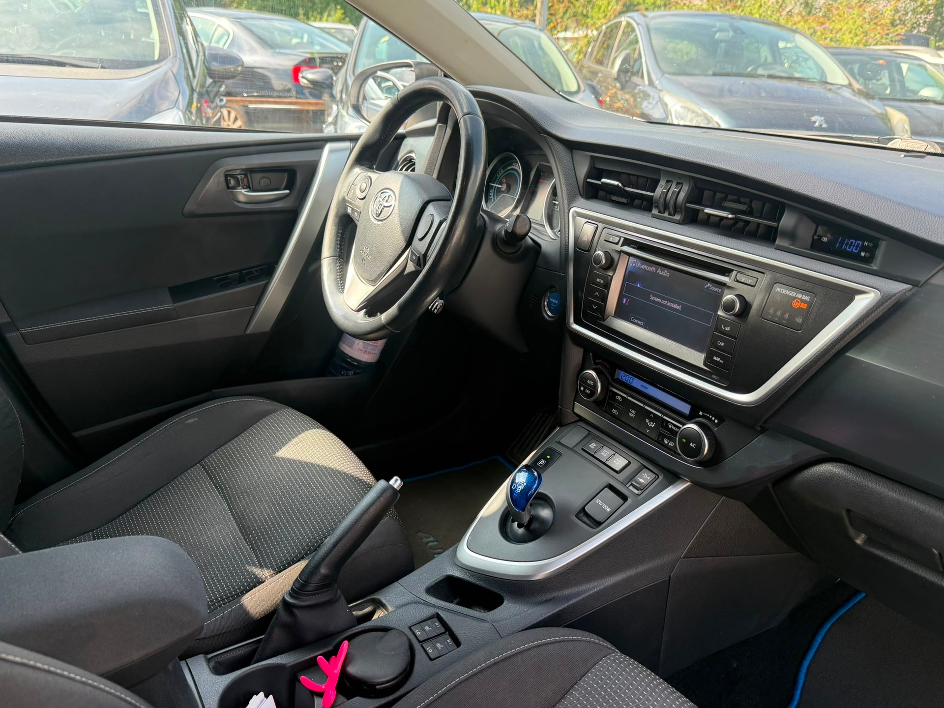 TOYOTA Auris Touring Sports 1.8 16V HSD Linea Luna-image-9