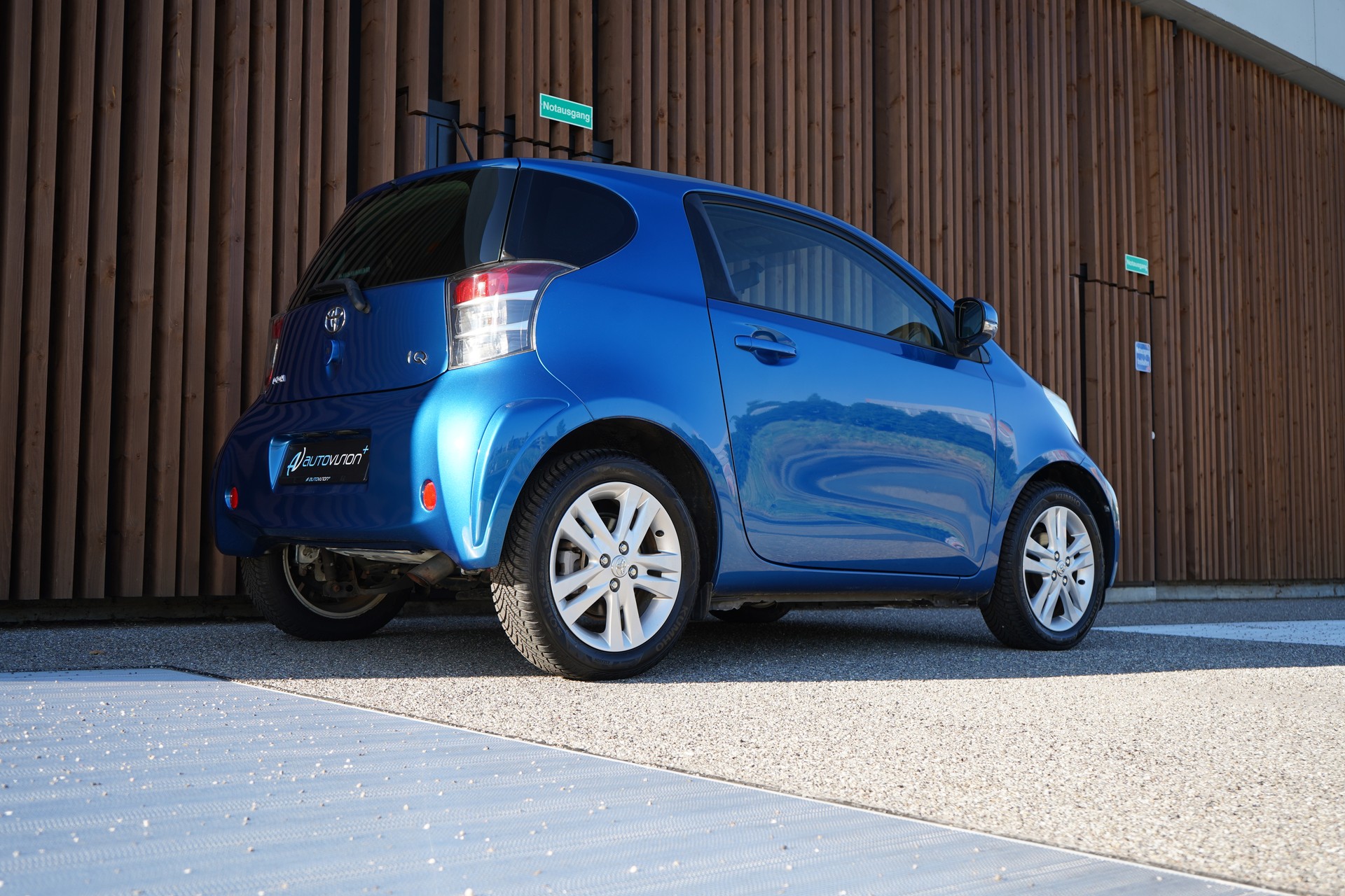 TOYOTA iQ3 1.33 DUAL VVT-i MULTIDRIVE l 98 PS-image-13