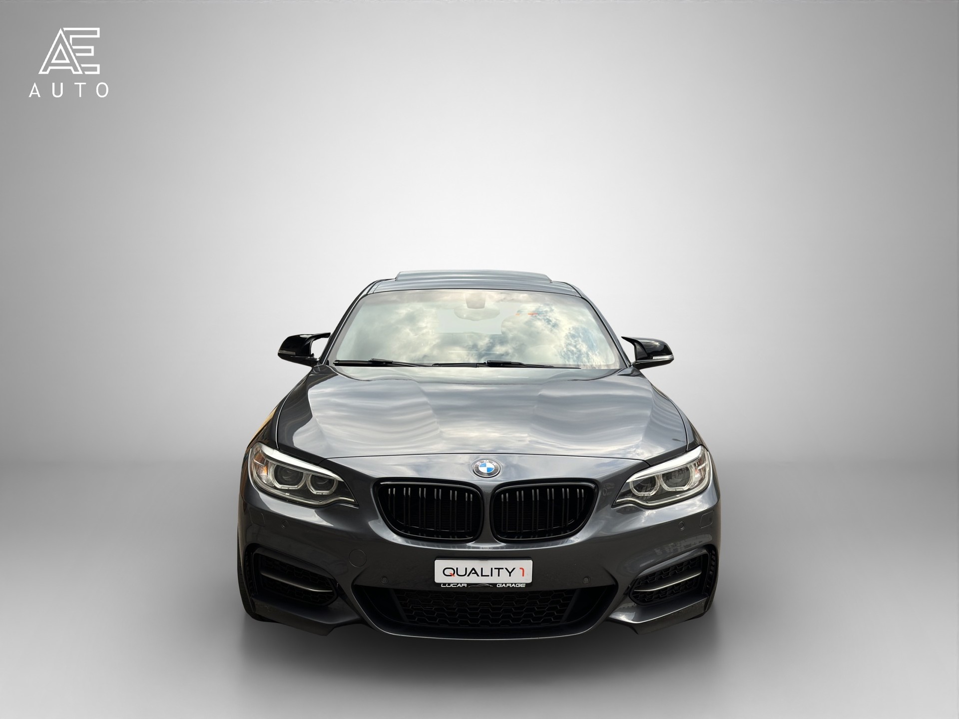 BMW M240i xDrive Steptronic-image-1