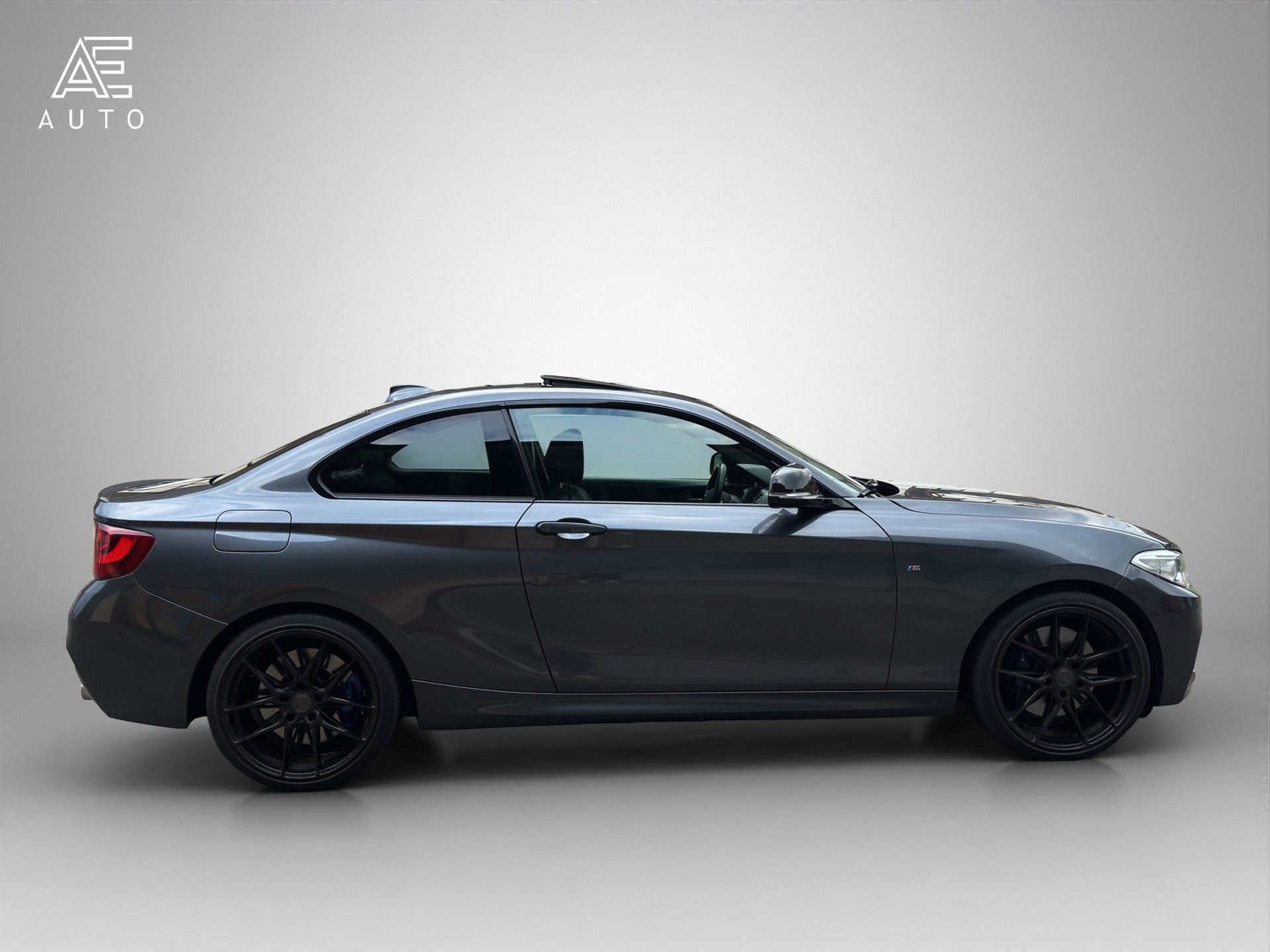 BMW M240i xDrive Steptronic-image-7