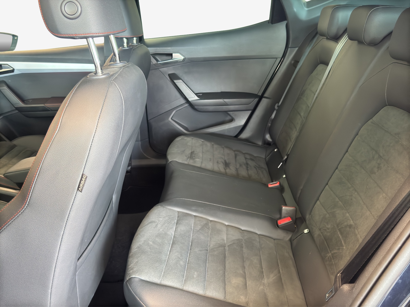 SEAT Arona 1.0 TSI Eco Hola FR DSG-image-11