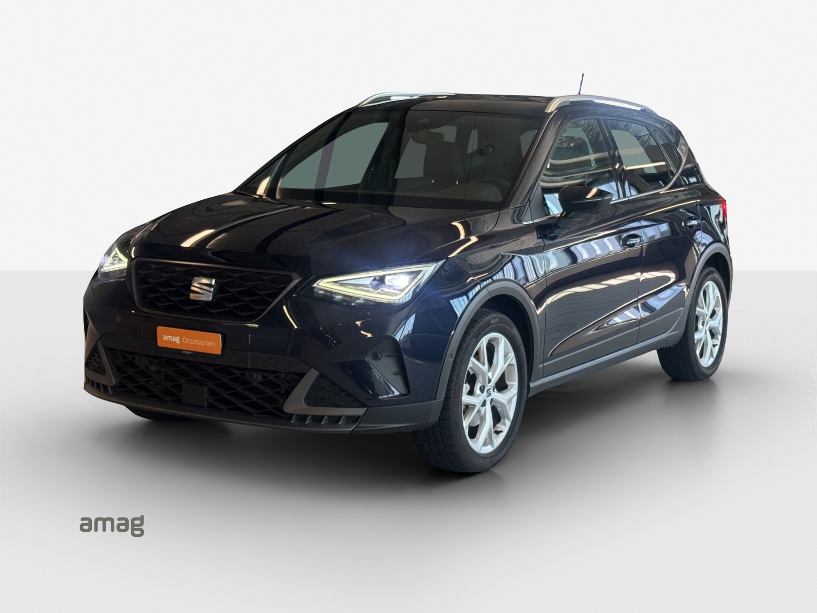 SEAT Arona 1.0 TSI Eco Hola FR DSG-image-0