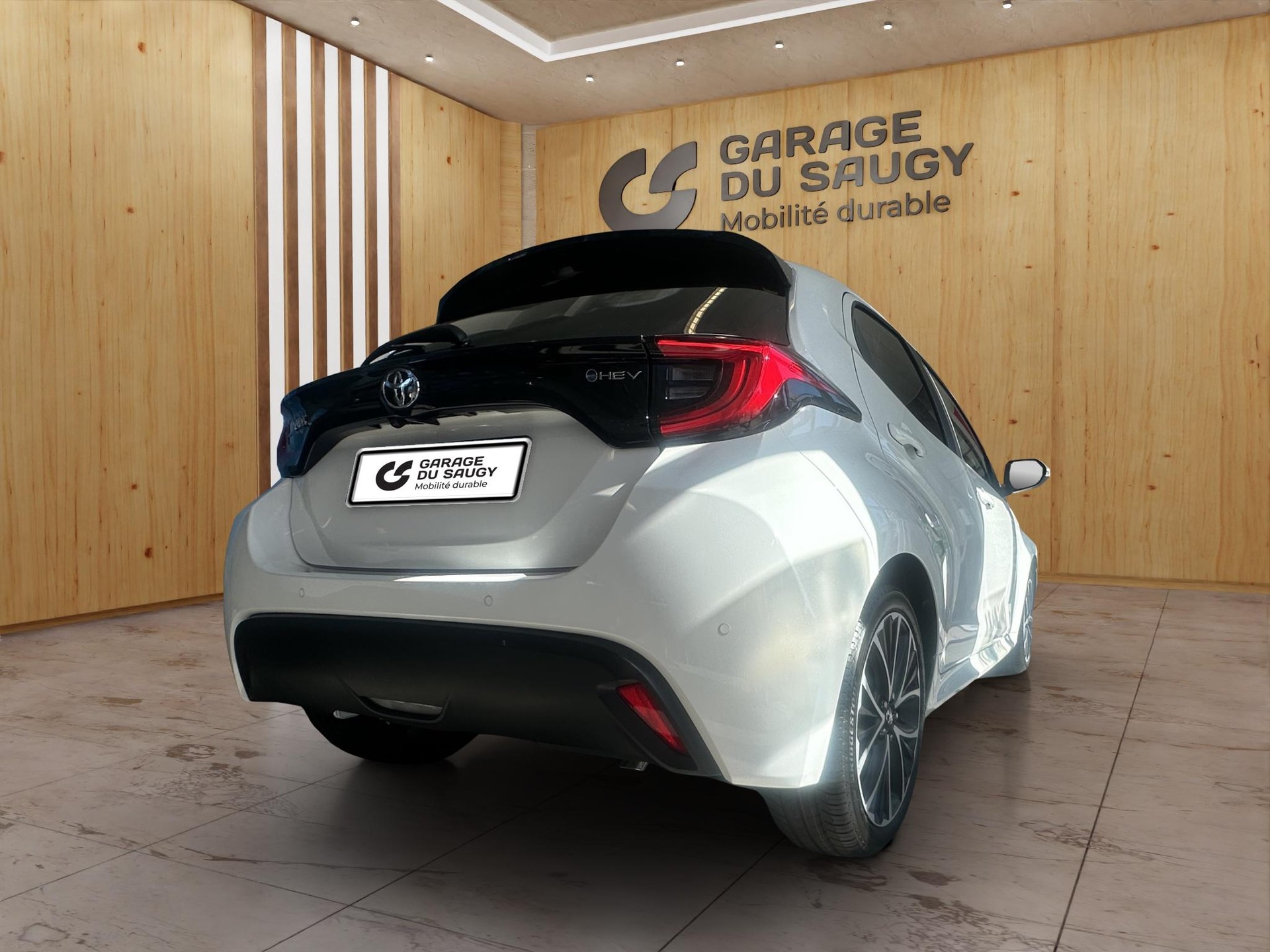 TOYOTA Yaris 1.5 VVT-i HSD Trend-image-4