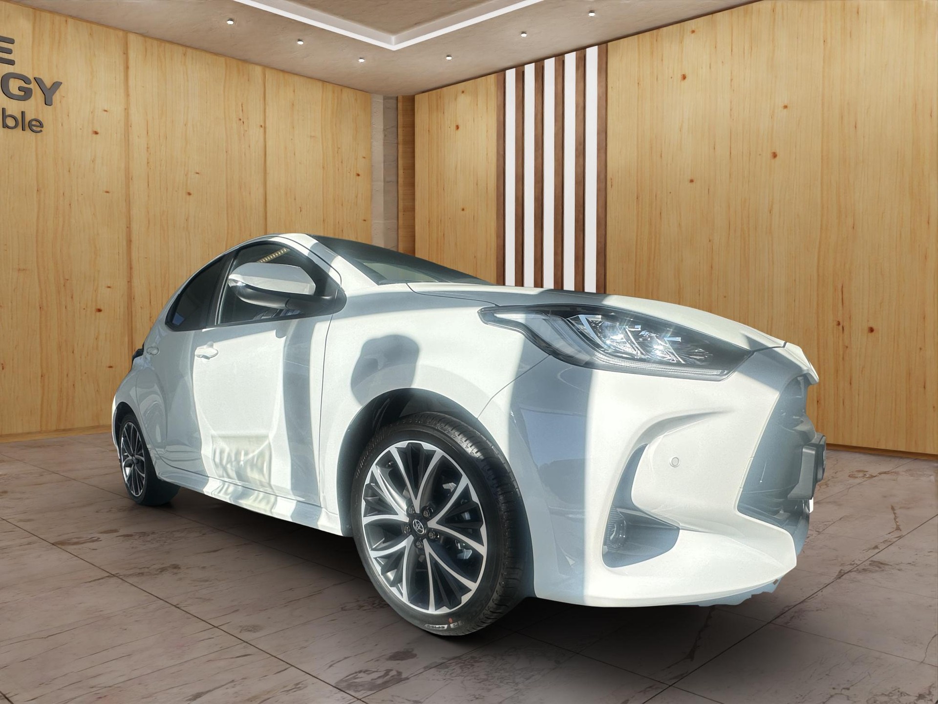 TOYOTA Yaris 1.5 VVT-i HSD Trend-image-5