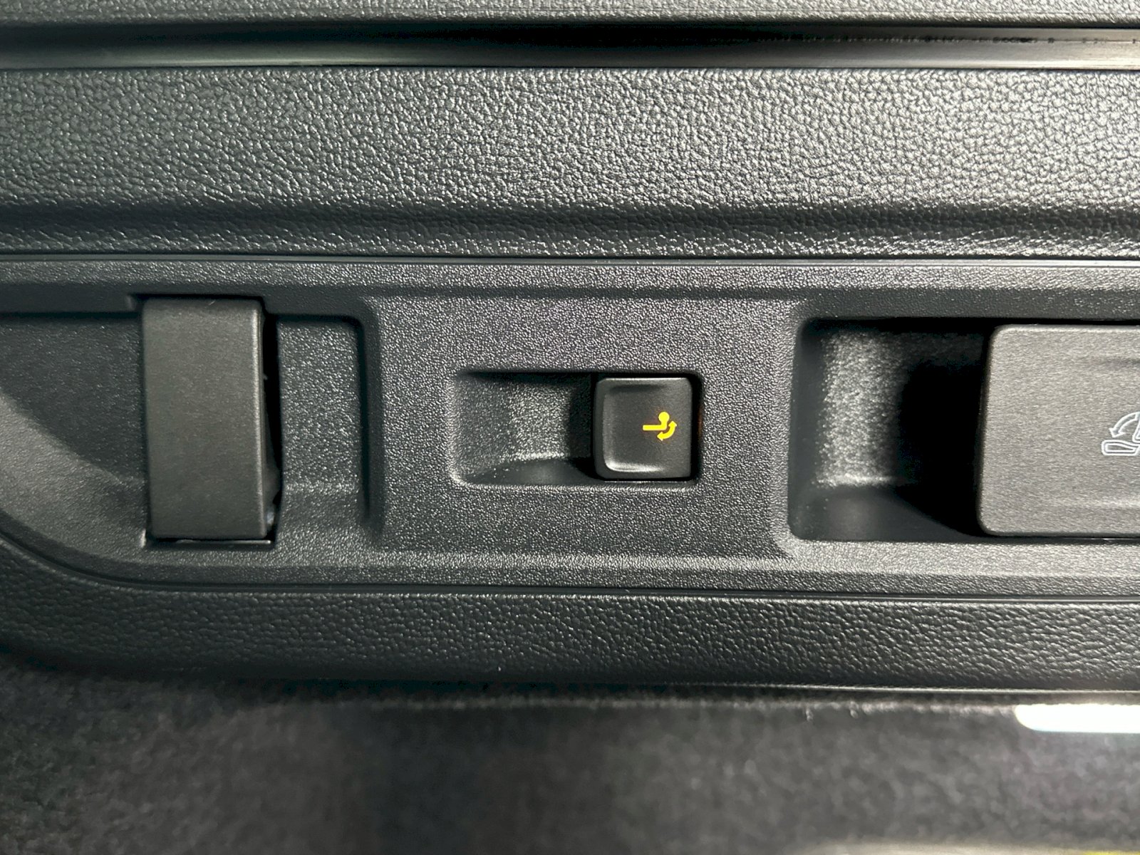 SKODA Superb Combi 1.5 TSI PHEV SPORTLINE DSG * spezielle Farb-Kombi * 5 Jahre oder MAX. 100'000M Garantie!-image-14