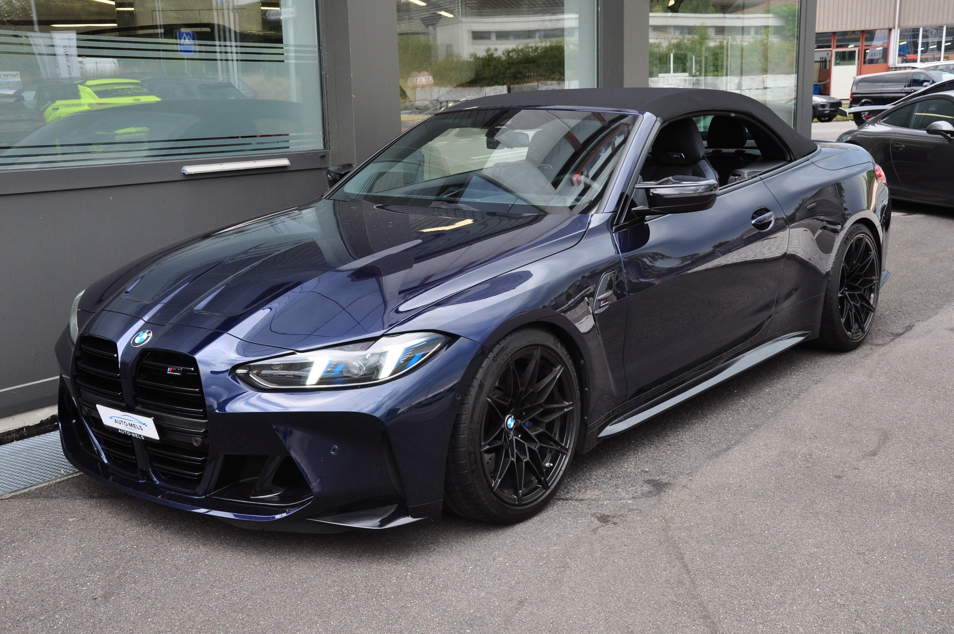 BMW M4 Cabrio Competition M xDrive-image-5