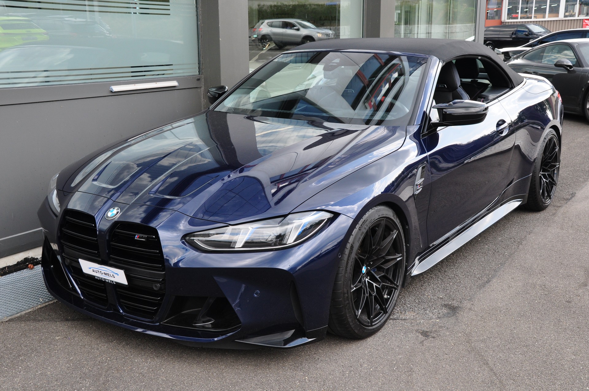 BMW M4 Cabrio Competition M xDrive-image-3
