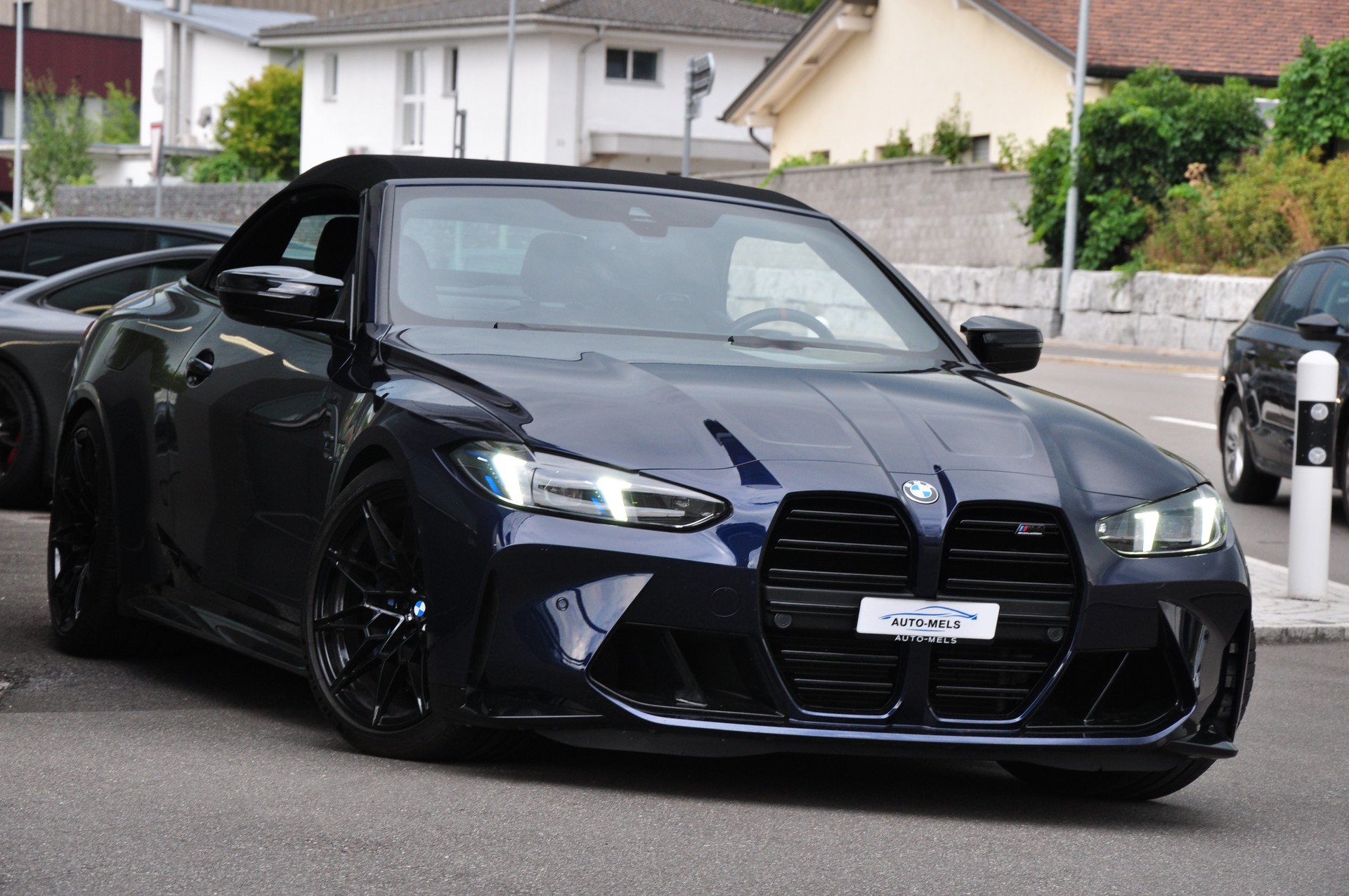 BMW M4 Cabrio Competition M xDrive-image-11