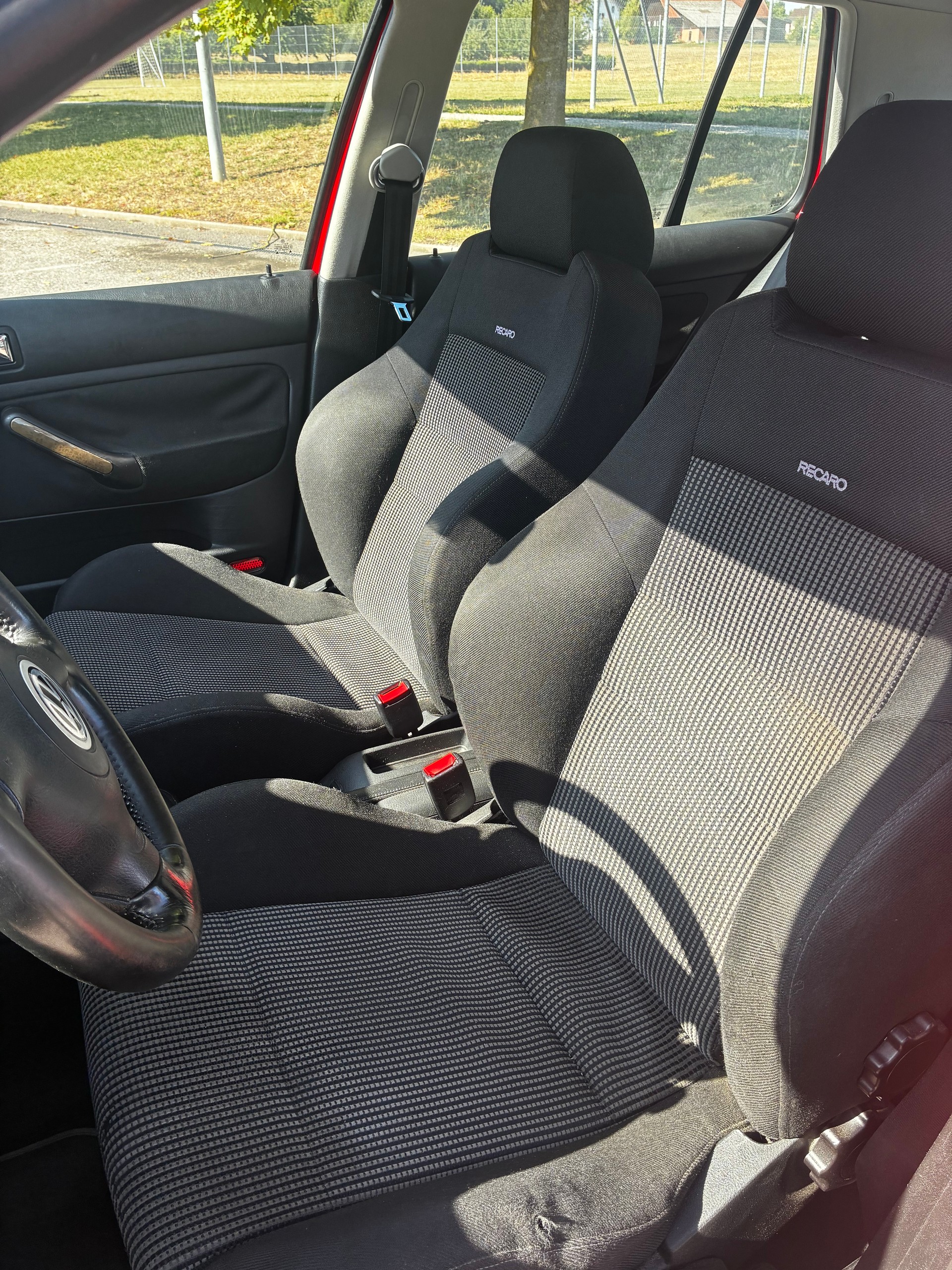 VW 1.8 20V GTI-image-5