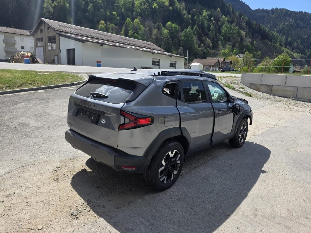 DACIA Duster HEV 140 Extreme-image-3
