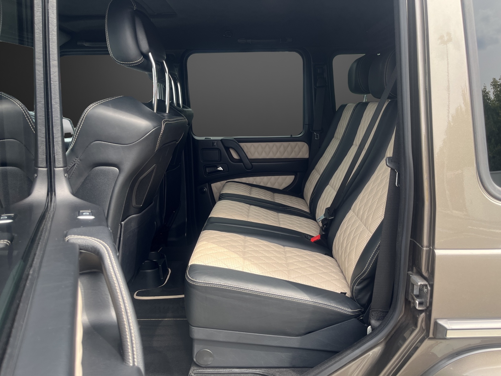 MERCEDES-BENZ G 63 AMG Speedshift Plus 7G-Tronic-image-7