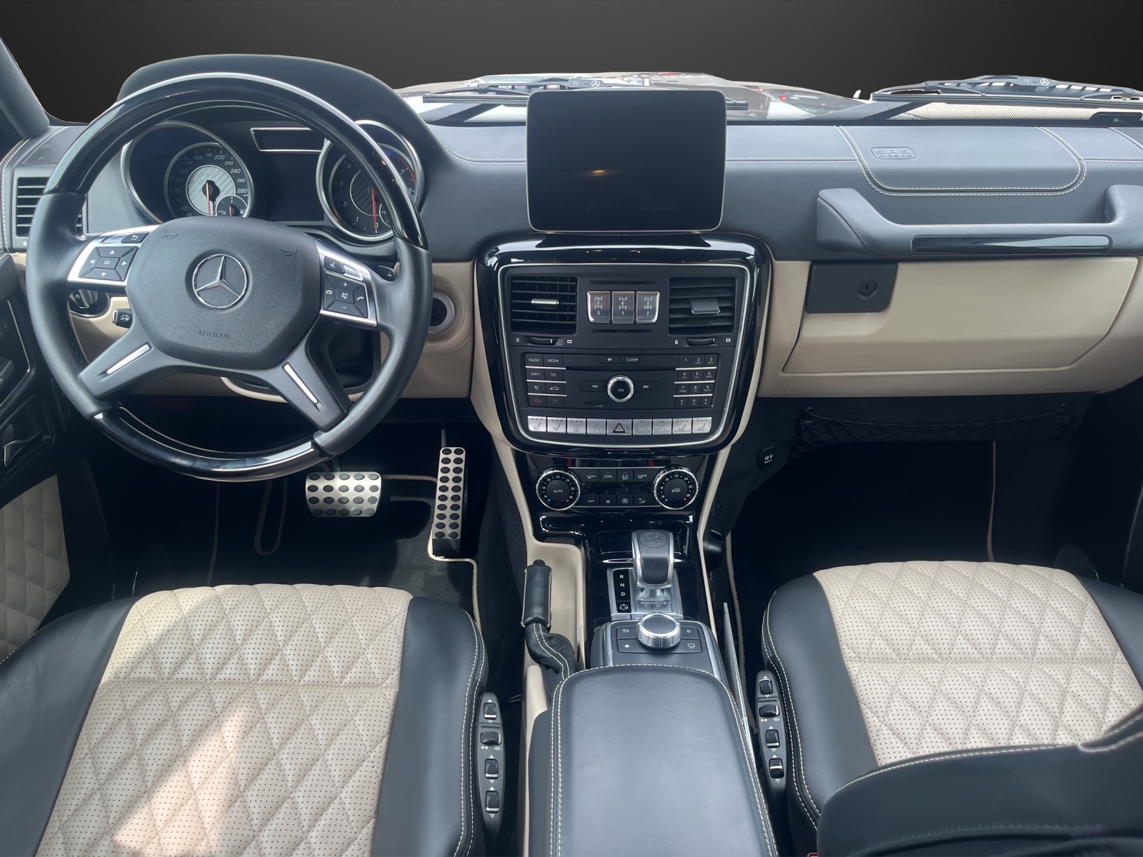 MERCEDES-BENZ G 63 AMG Speedshift Plus 7G-Tronic-image-8