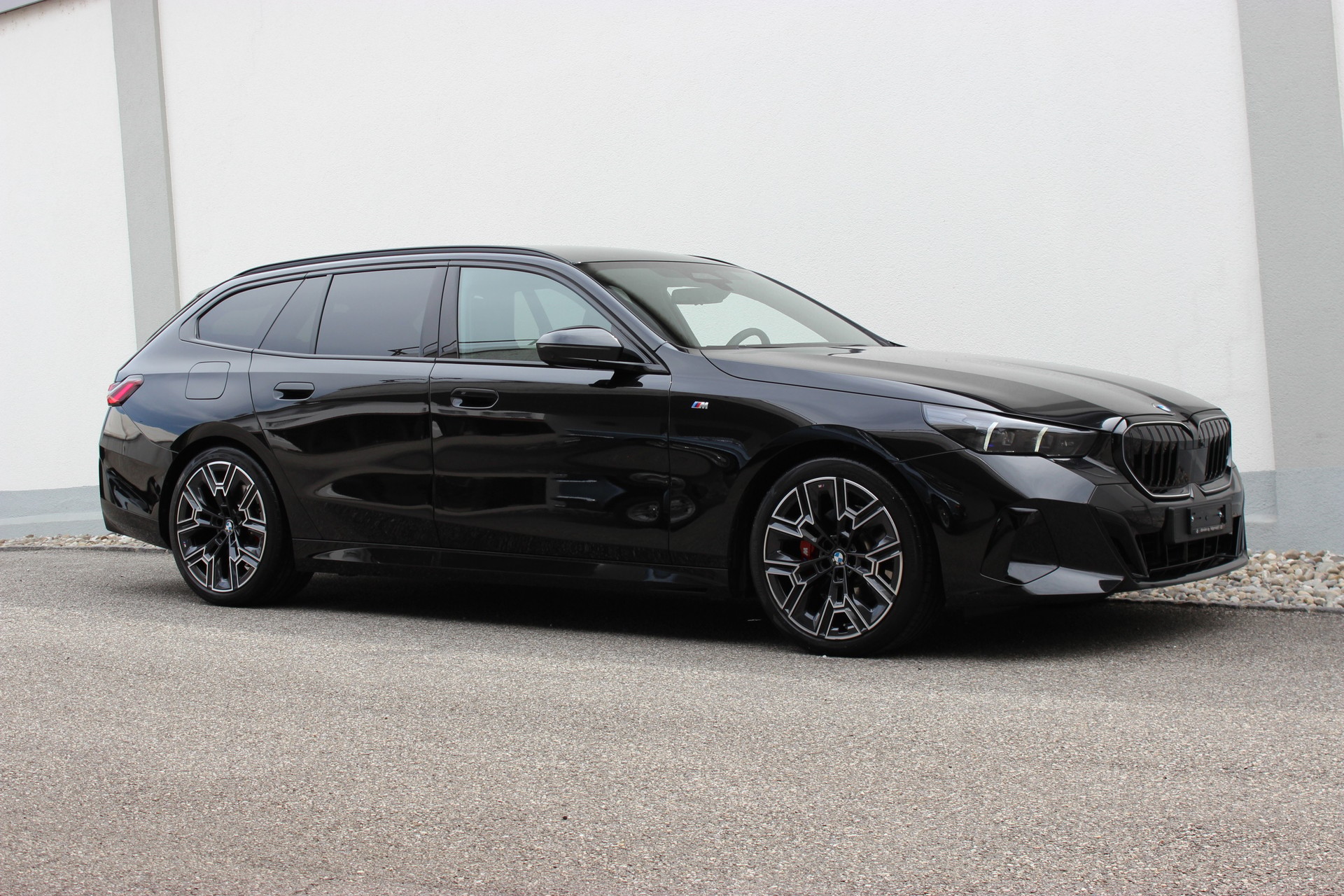 BMW 520d xDrive 48V Touring M Sport Pro-image-4