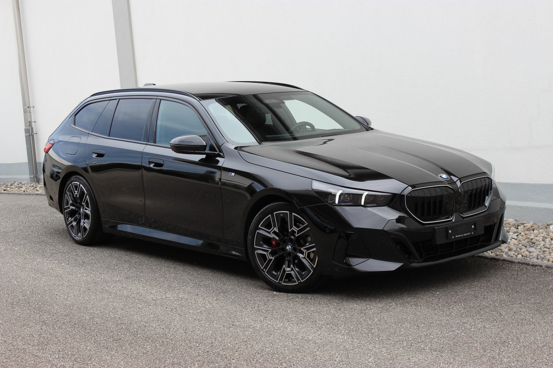 BMW 520d xDrive 48V Touring M Sport Pro-image-0