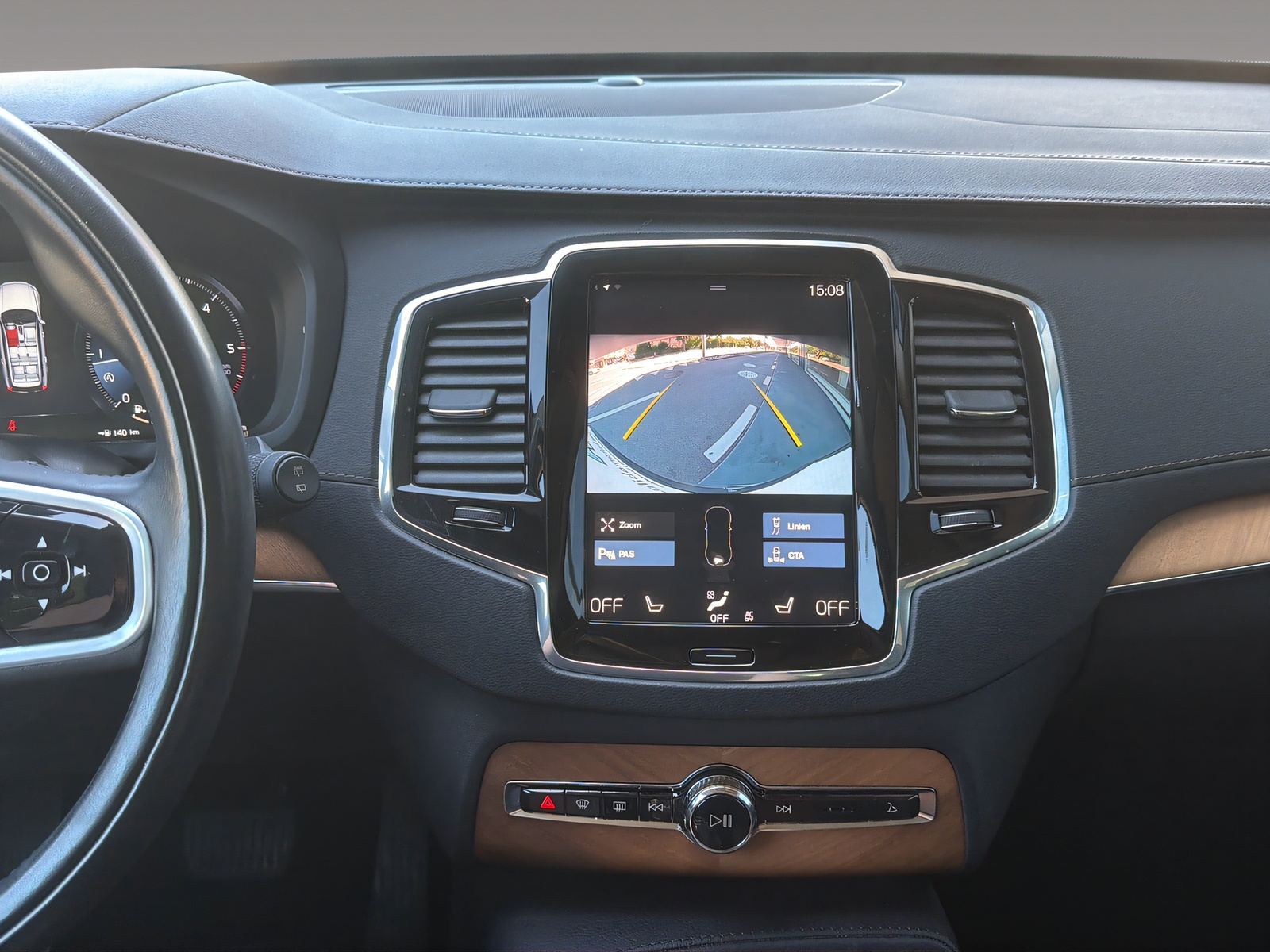 VOLVO XC90 2.0 B5 MH Inscription 7P. AWD-image-12