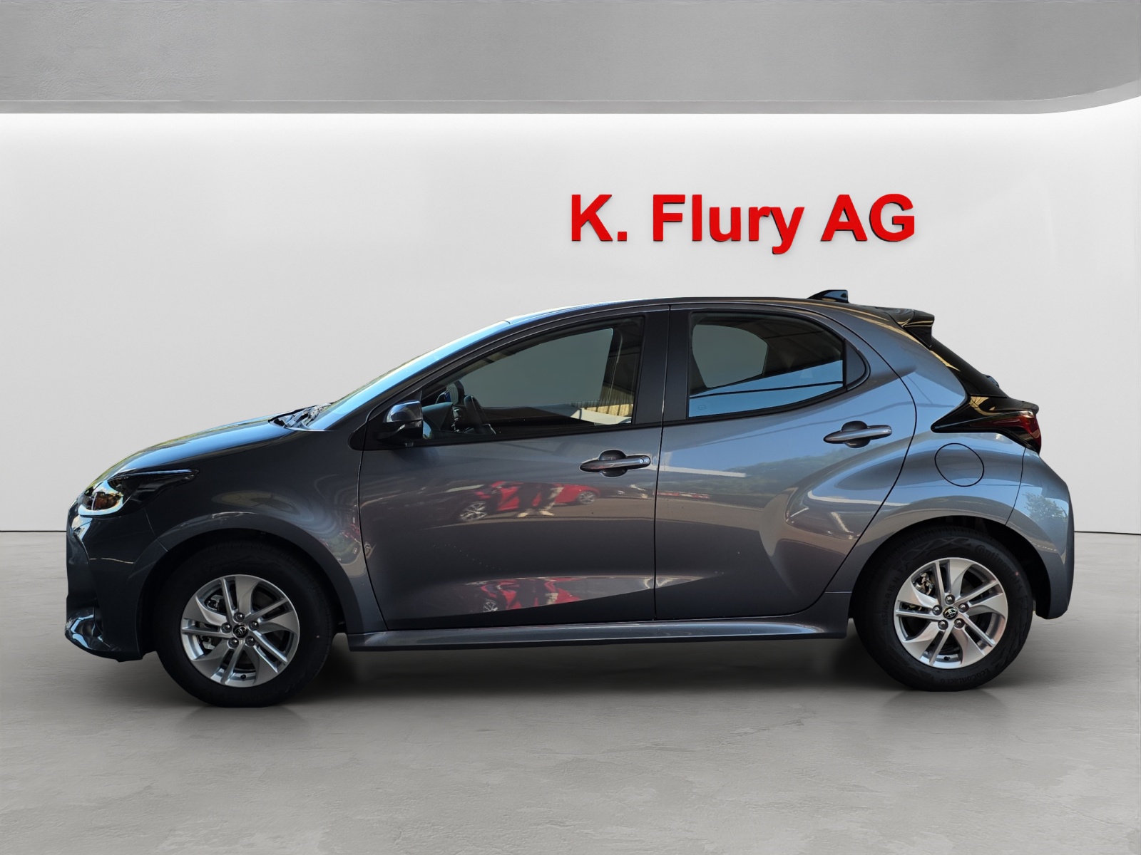 TOYOTA Yaris 1.5 VVT-i HSD Comfort-image-1