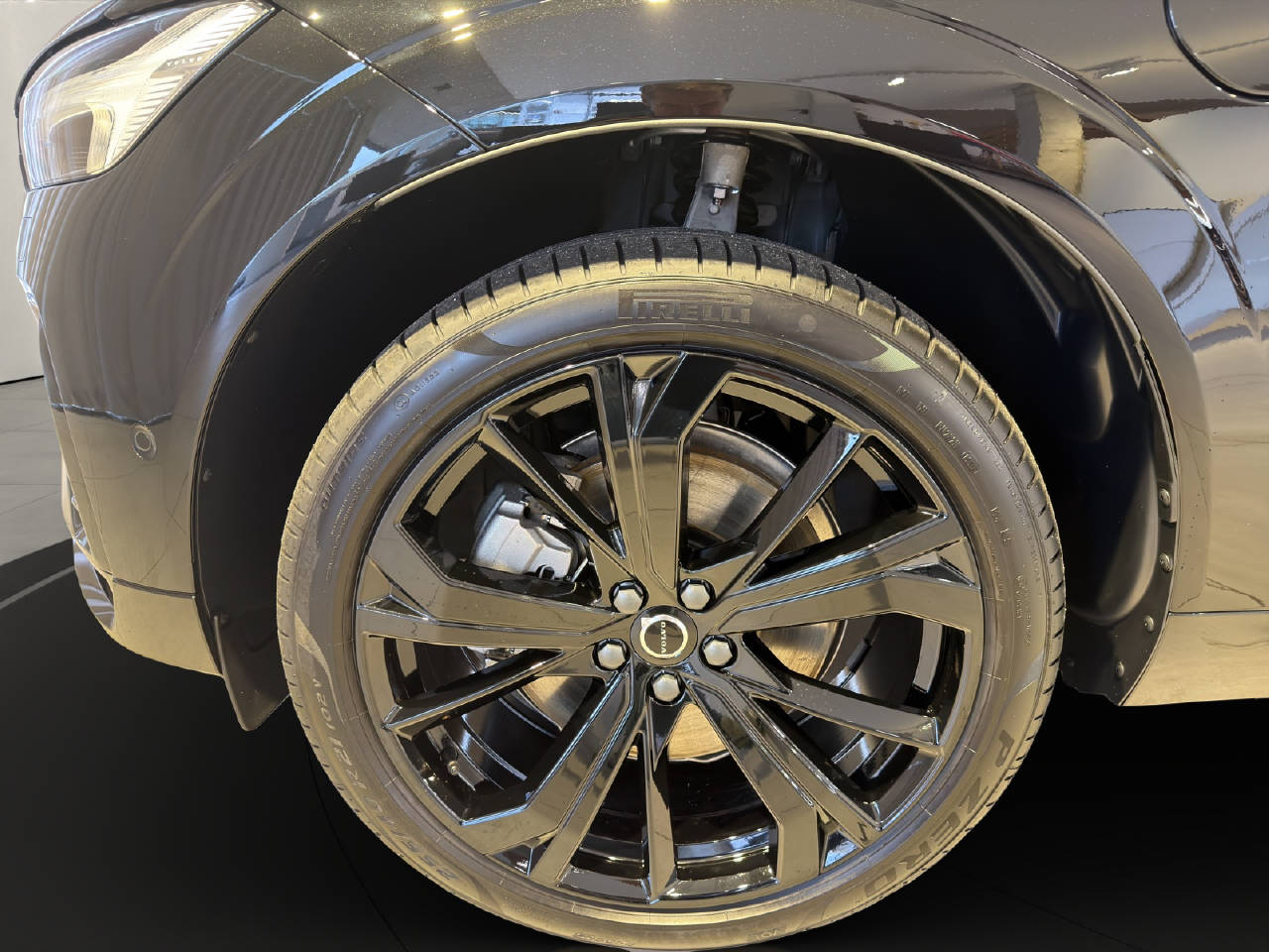 VOLVO XC60 2.0 T8 TE Black Edition eAWD-image-13