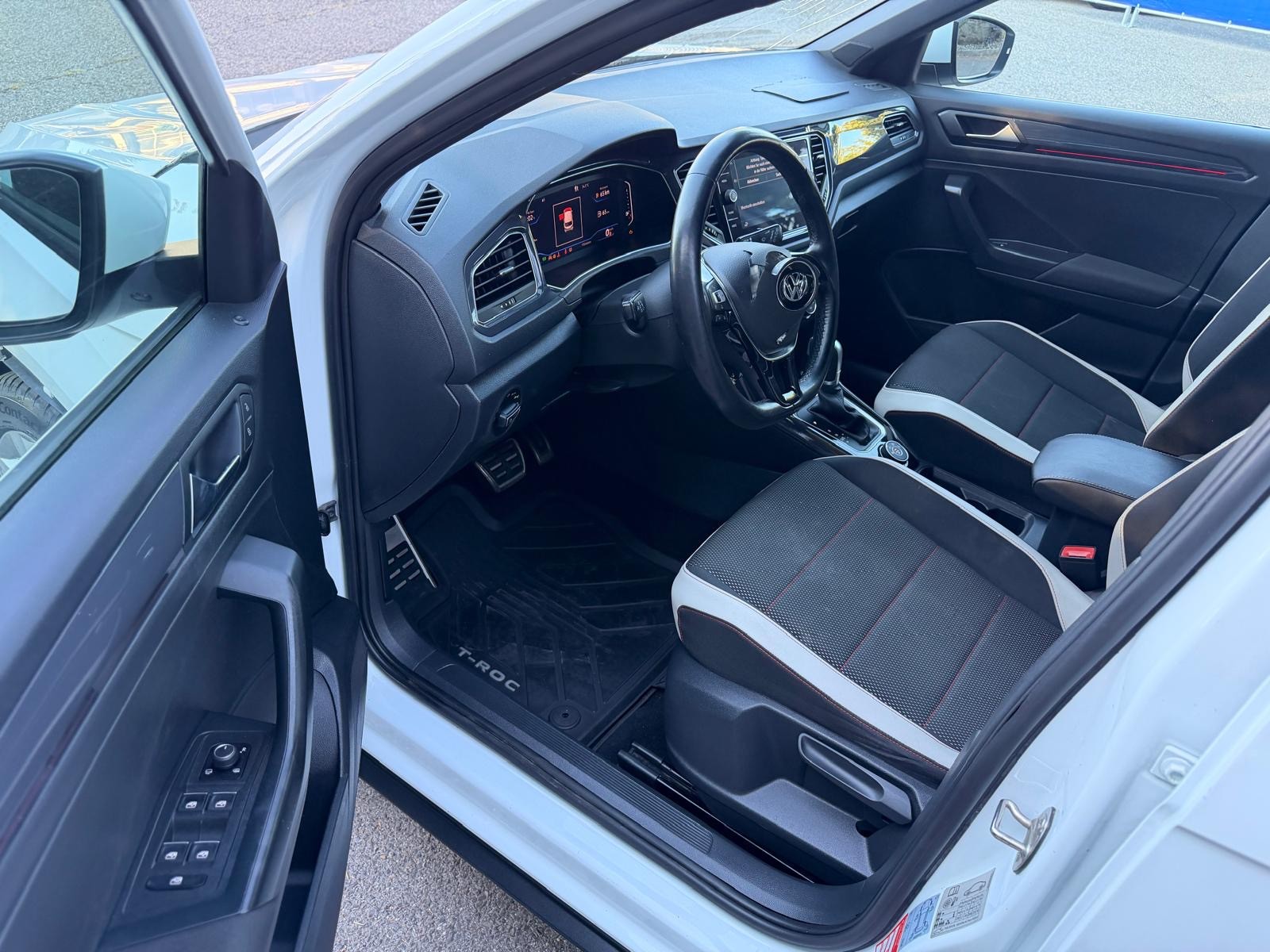 VW T-Roc 2.0 TDI SCR DSG 4Motion-image-7
