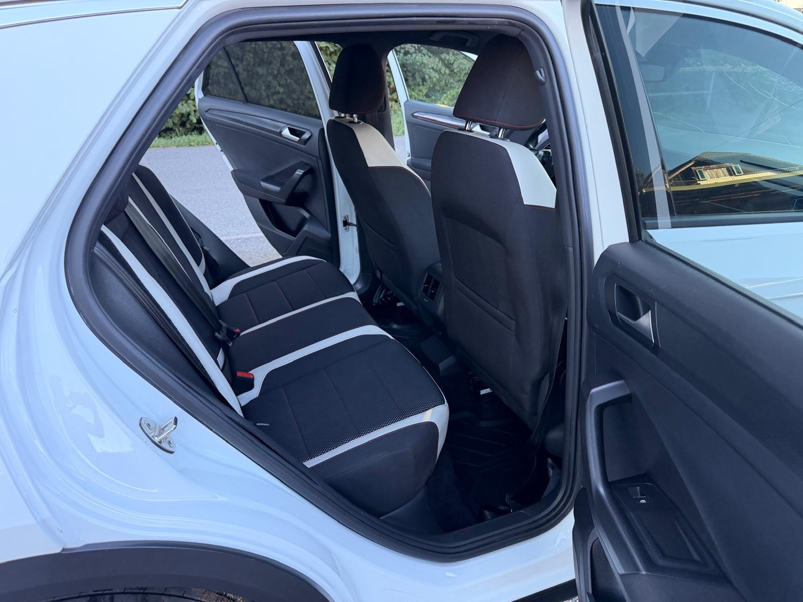 VW T-Roc 2.0 TDI SCR DSG 4Motion-image-11