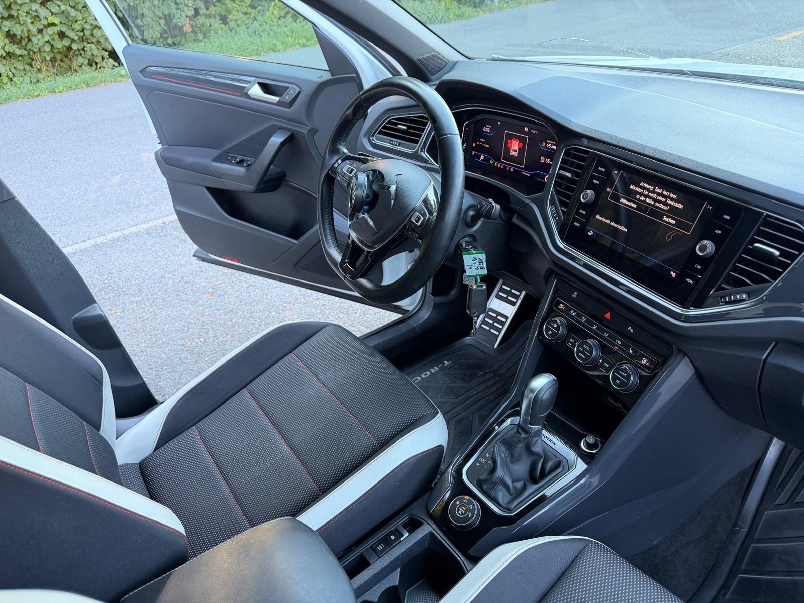 VW T-Roc 2.0 TDI SCR DSG 4Motion-image-13