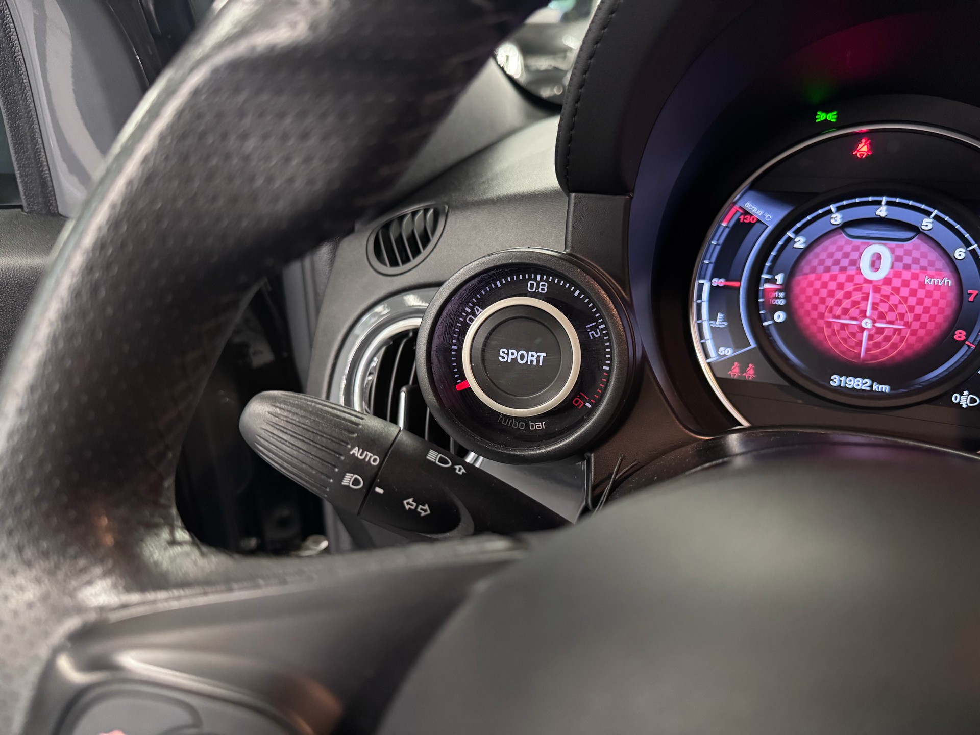 FIAT 595 1.4 16V Turbo Abarth-image-8