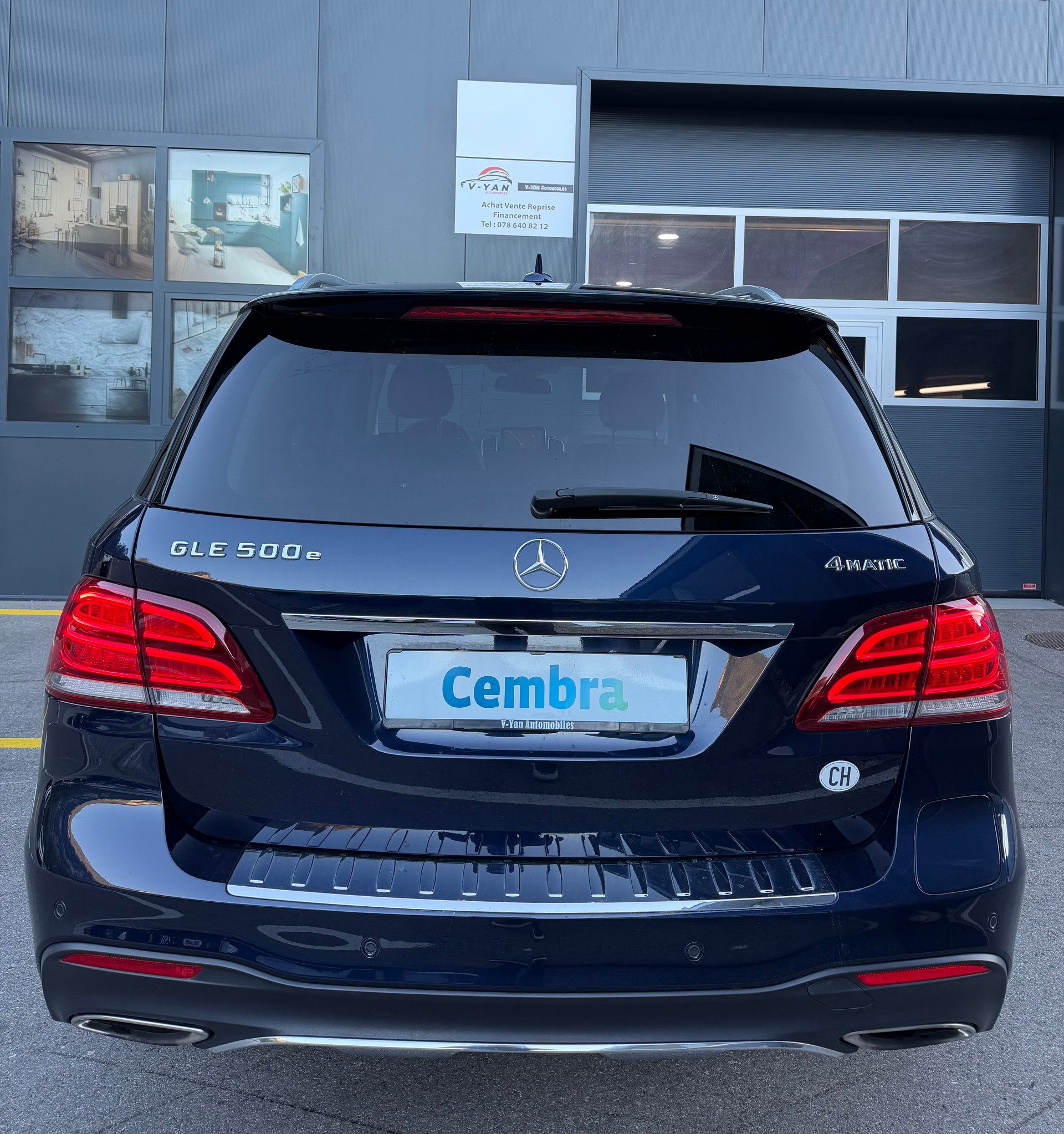 MERCEDES-BENZ GLE 500 e Amg-Line 4Matic 7G-Tronic-image-6