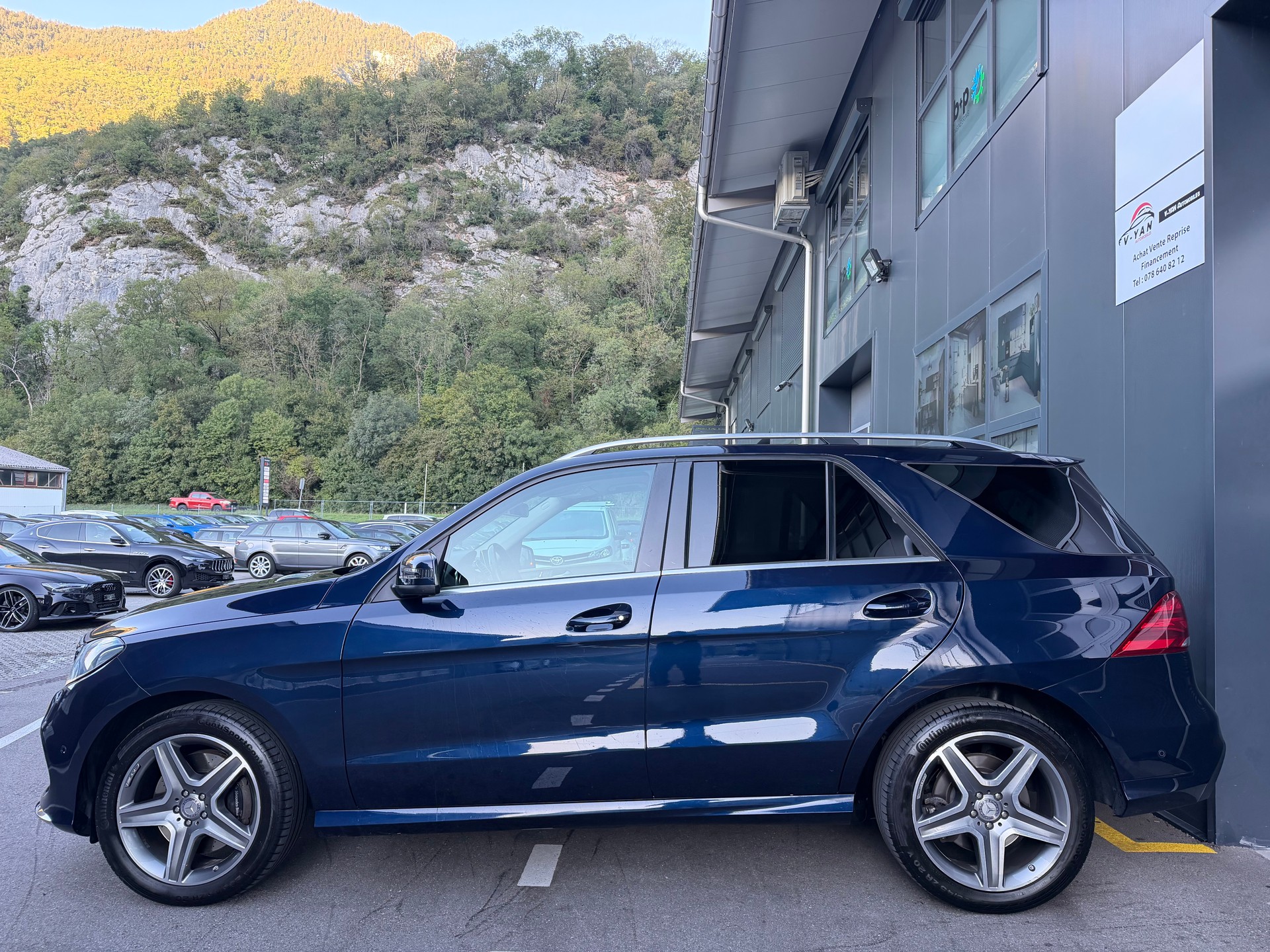 MERCEDES-BENZ GLE 500 e Amg-Line 4Matic 7G-Tronic-image-3