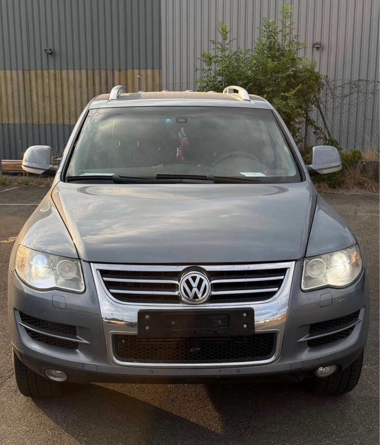 VW Touareg 3.0 TDI Mountain-image-1
