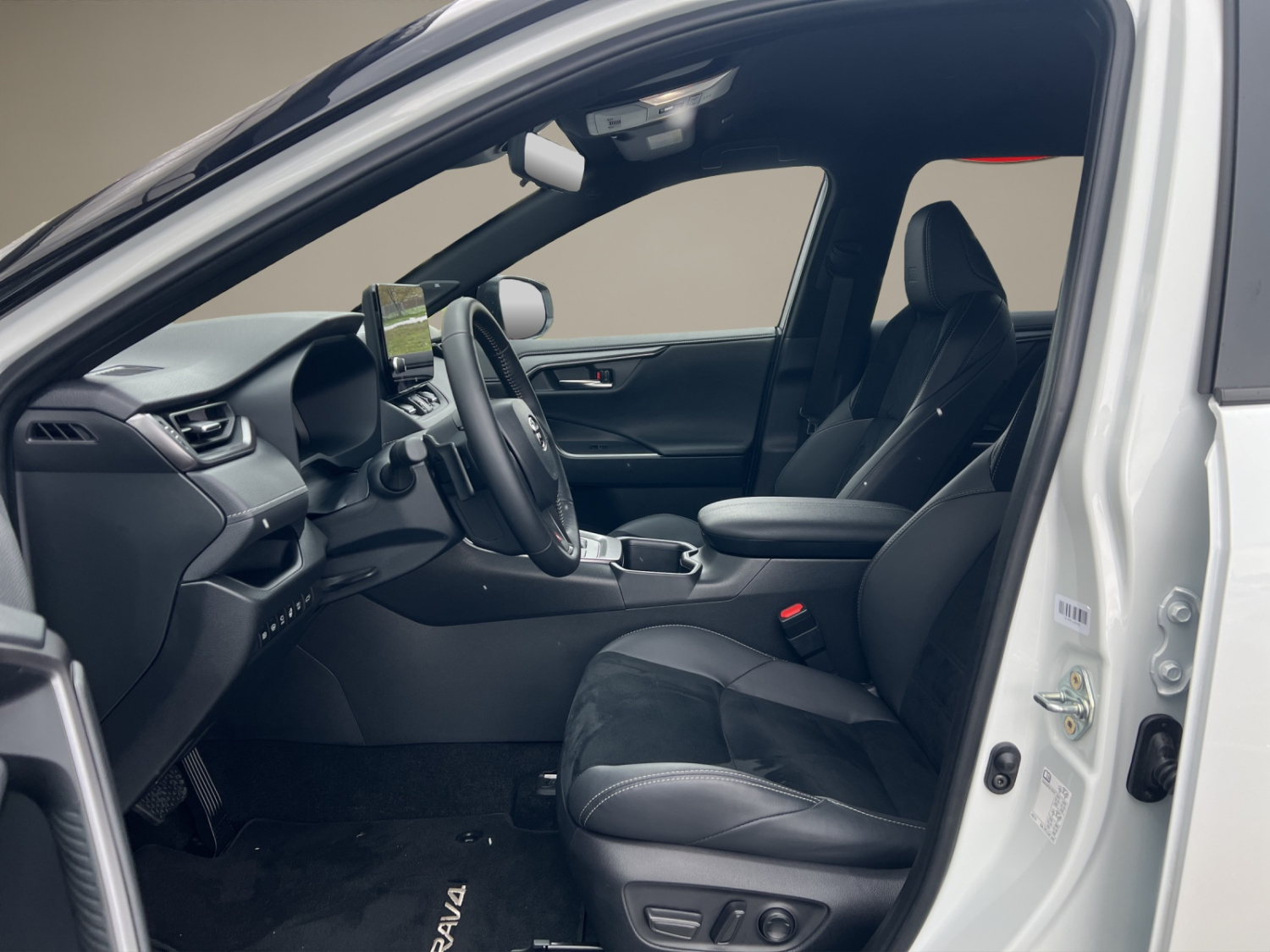 TOYOTA RAV4 2.5 Plug-In-Hybrid GR Sport-image-8