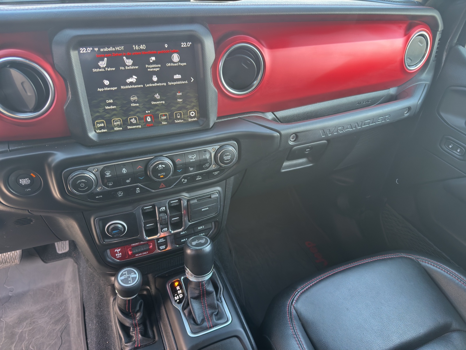 JEEP Wrangler 2.0 Unlimited Rubicon Trail Rated Automatic-image-11