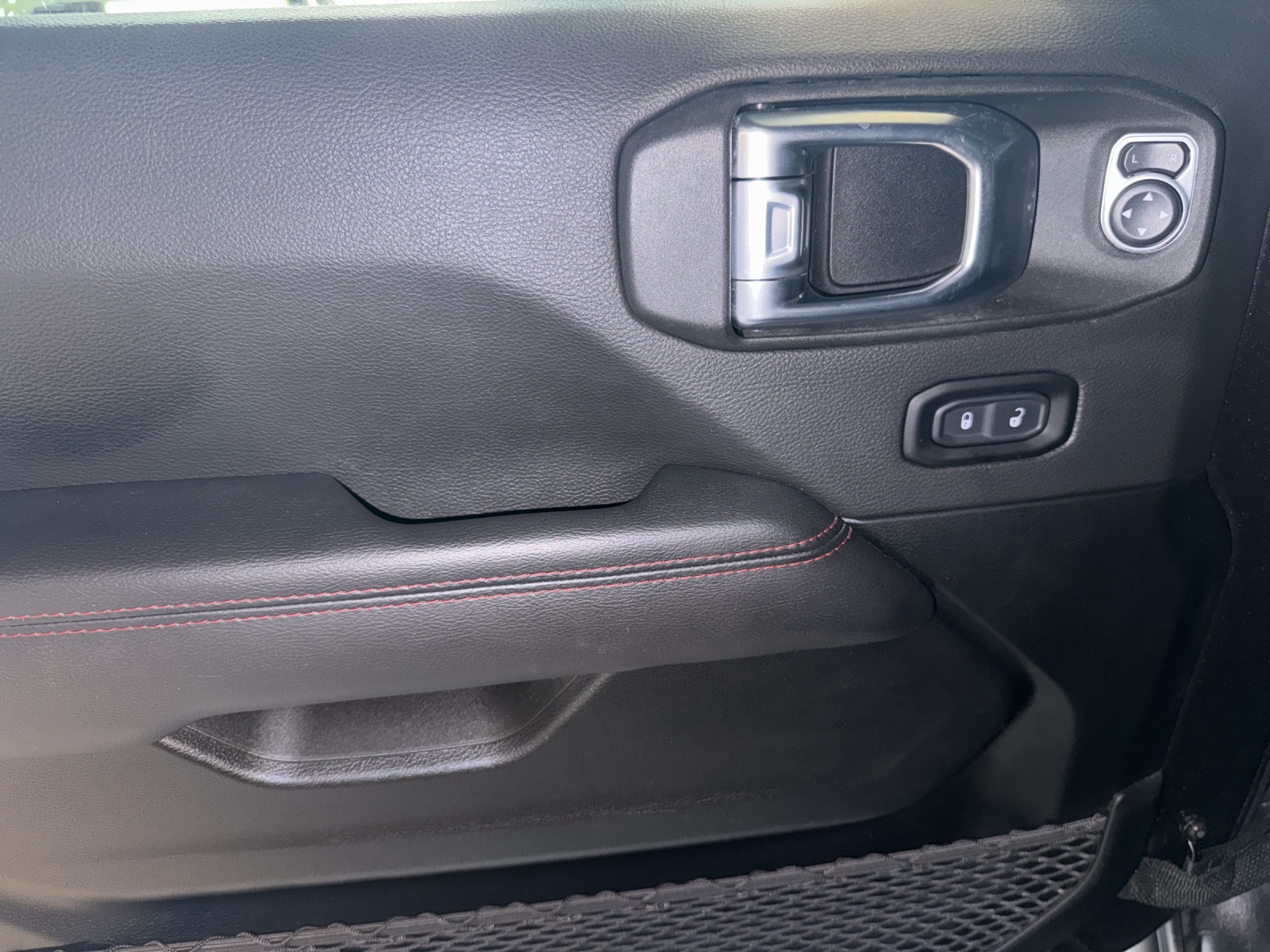 JEEP Wrangler 2.0 Unlimited Rubicon Trail Rated Automatic-image-14