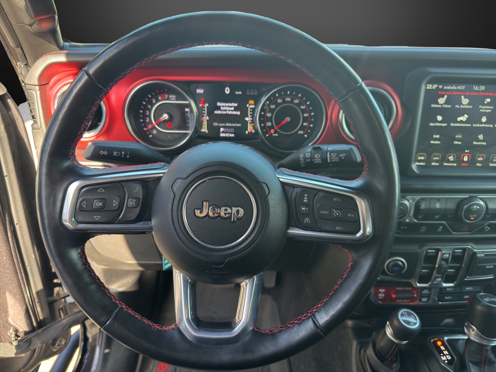JEEP Wrangler 2.0 Unlimited Rubicon Trail Rated Automatic-image-10