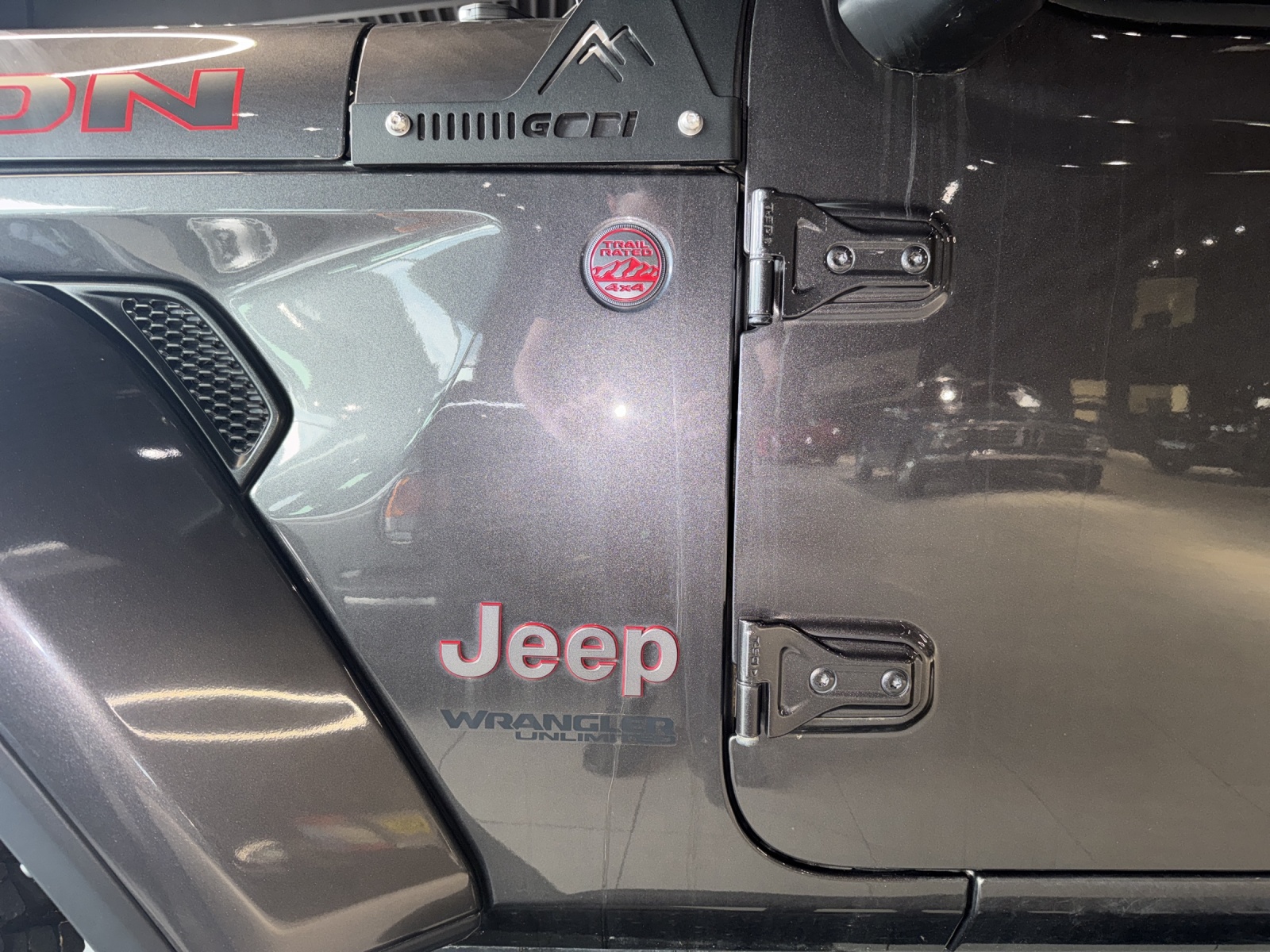 JEEP Wrangler 2.0 Unlimited Rubicon Trail Rated Automatic-image-17
