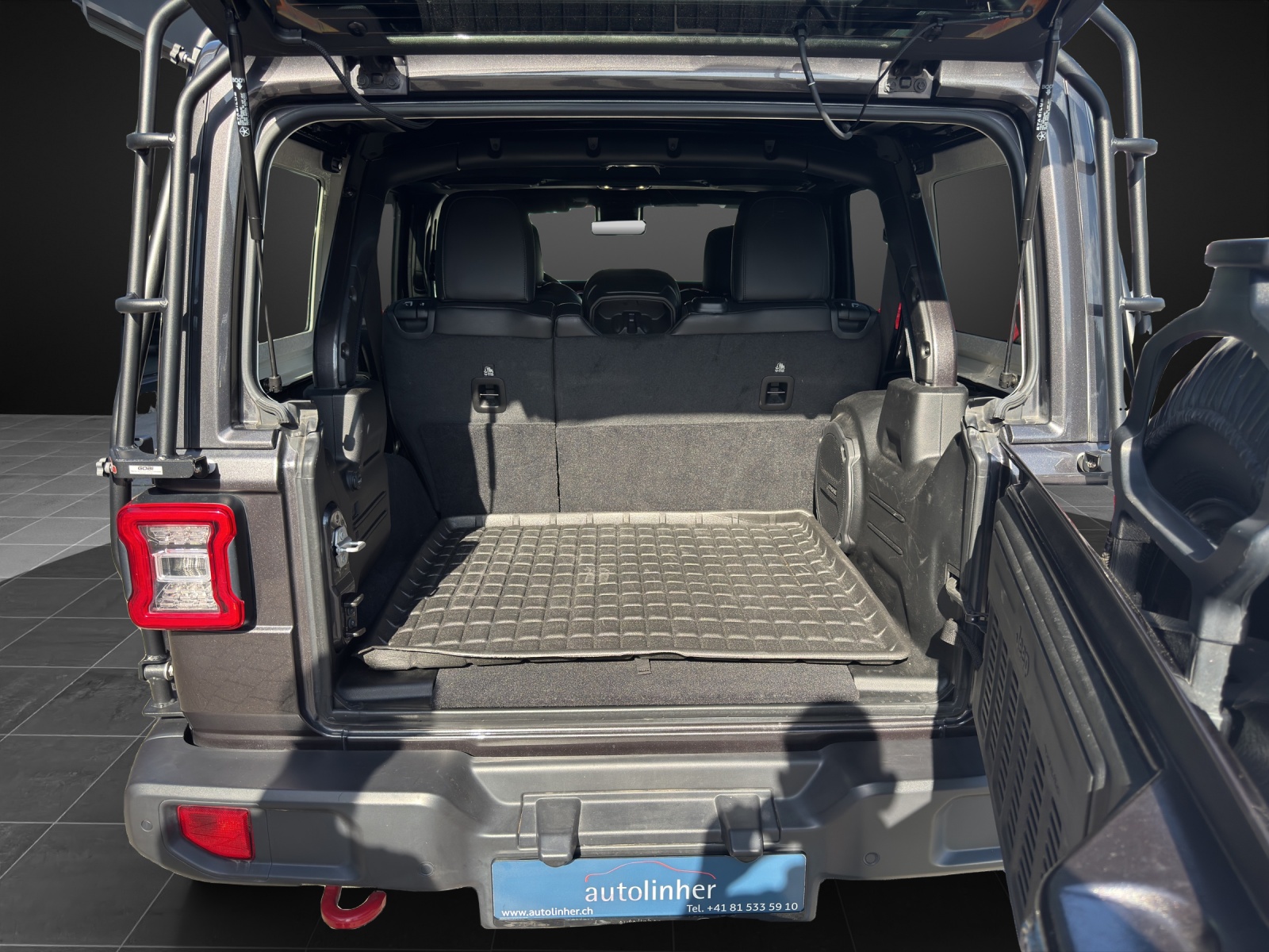 JEEP Wrangler 2.0 Unlimited Rubicon Trail Rated Automatic-image-12